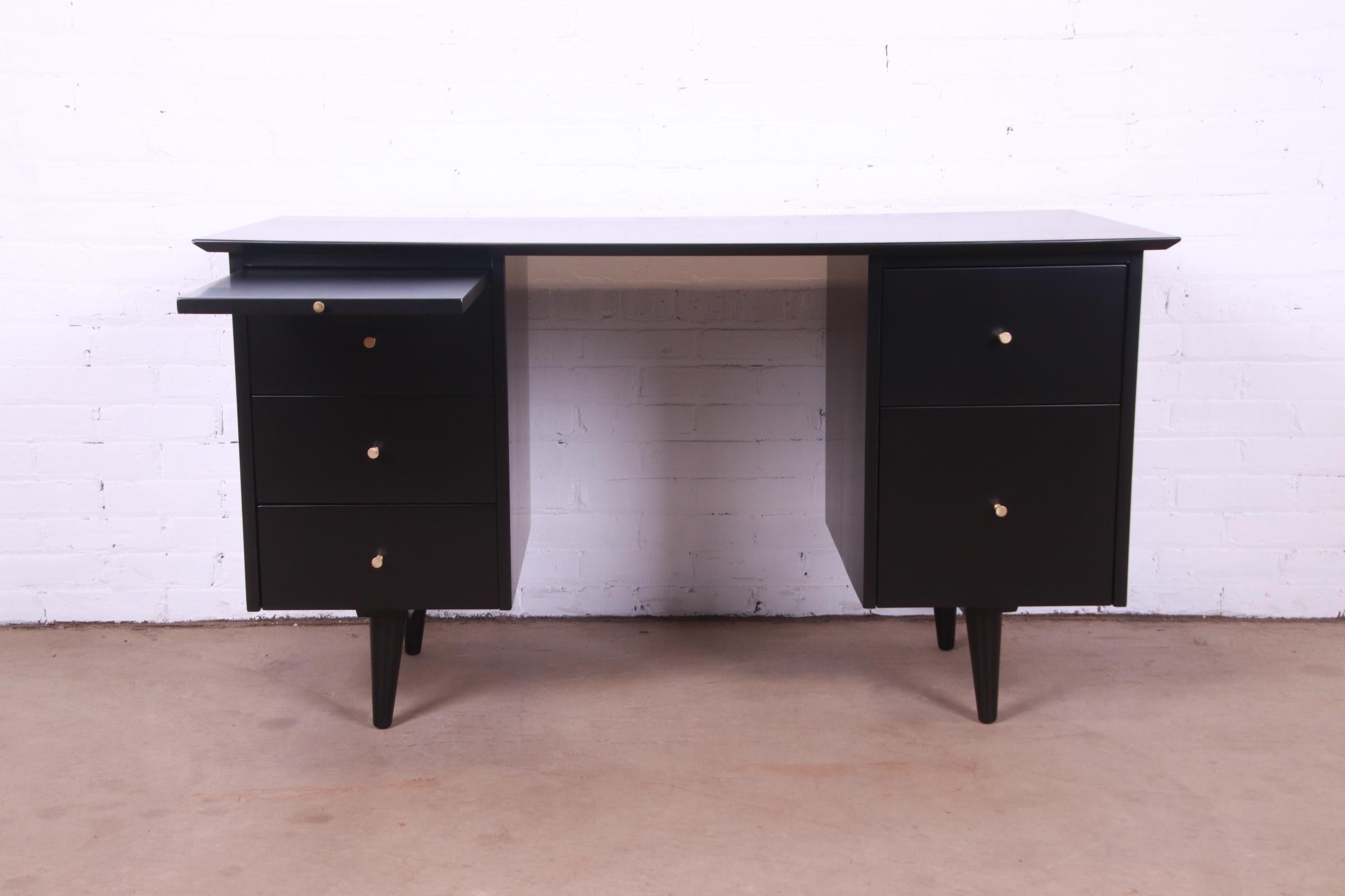 Paul McCobb Planner Group Black Lacquered Double Pedestal Desk, Newly Refinished 8
