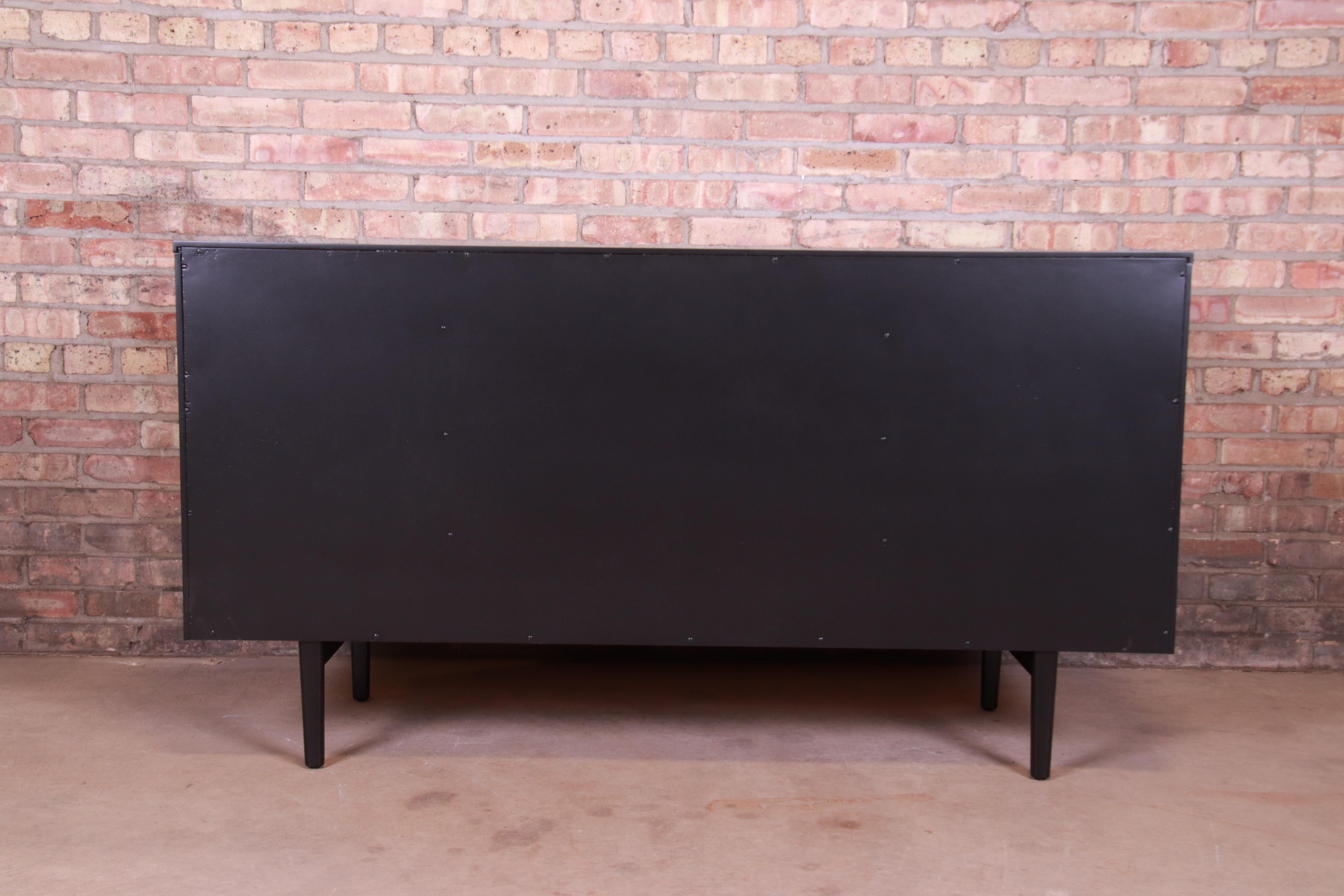 Paul McCobb Planner Group Black Lacquered Dresser or Credenza, Newly Refinished 7