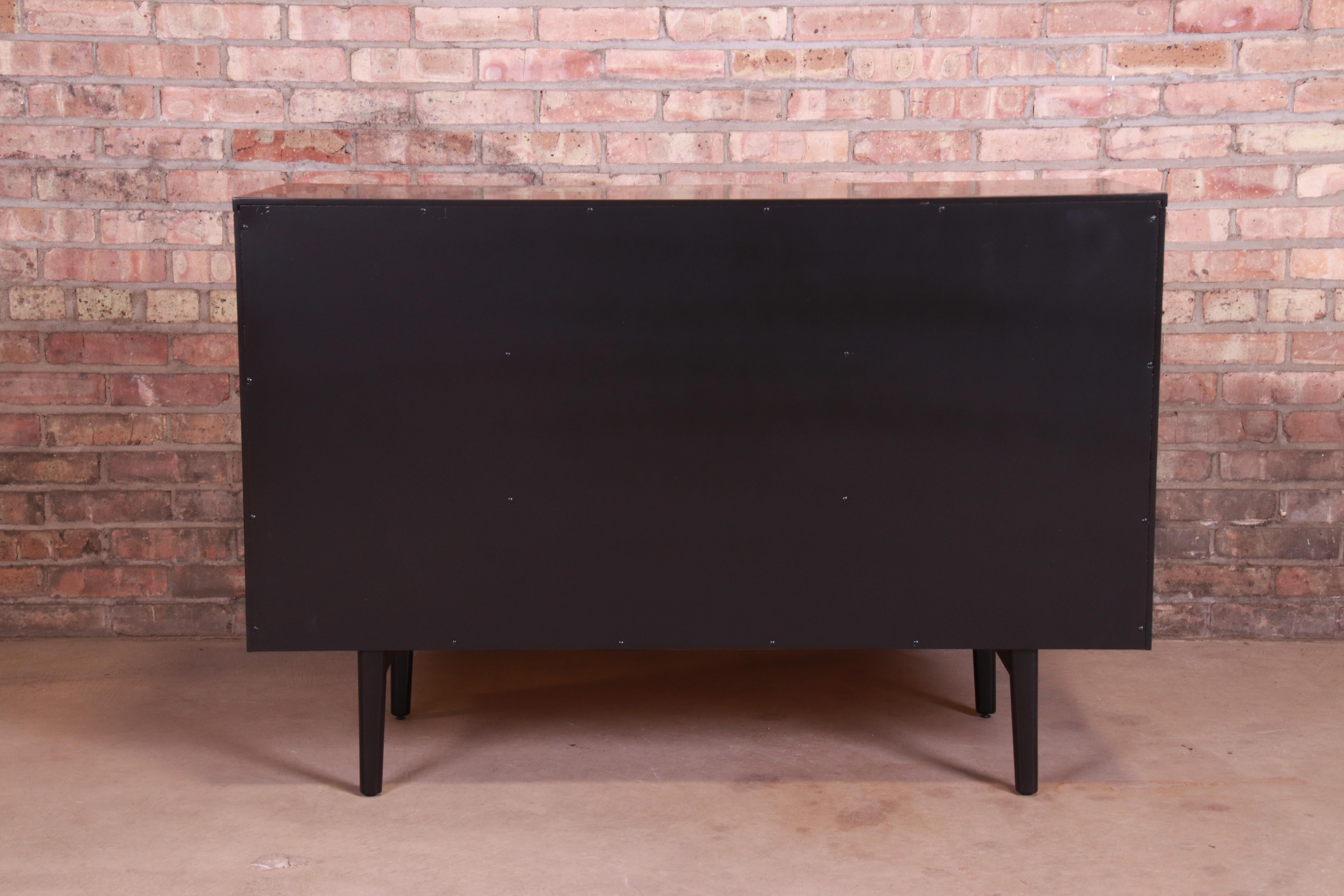 Paul McCobb Planner Group Black Lacquered Dresser or Credenza, Newly Refinished 7