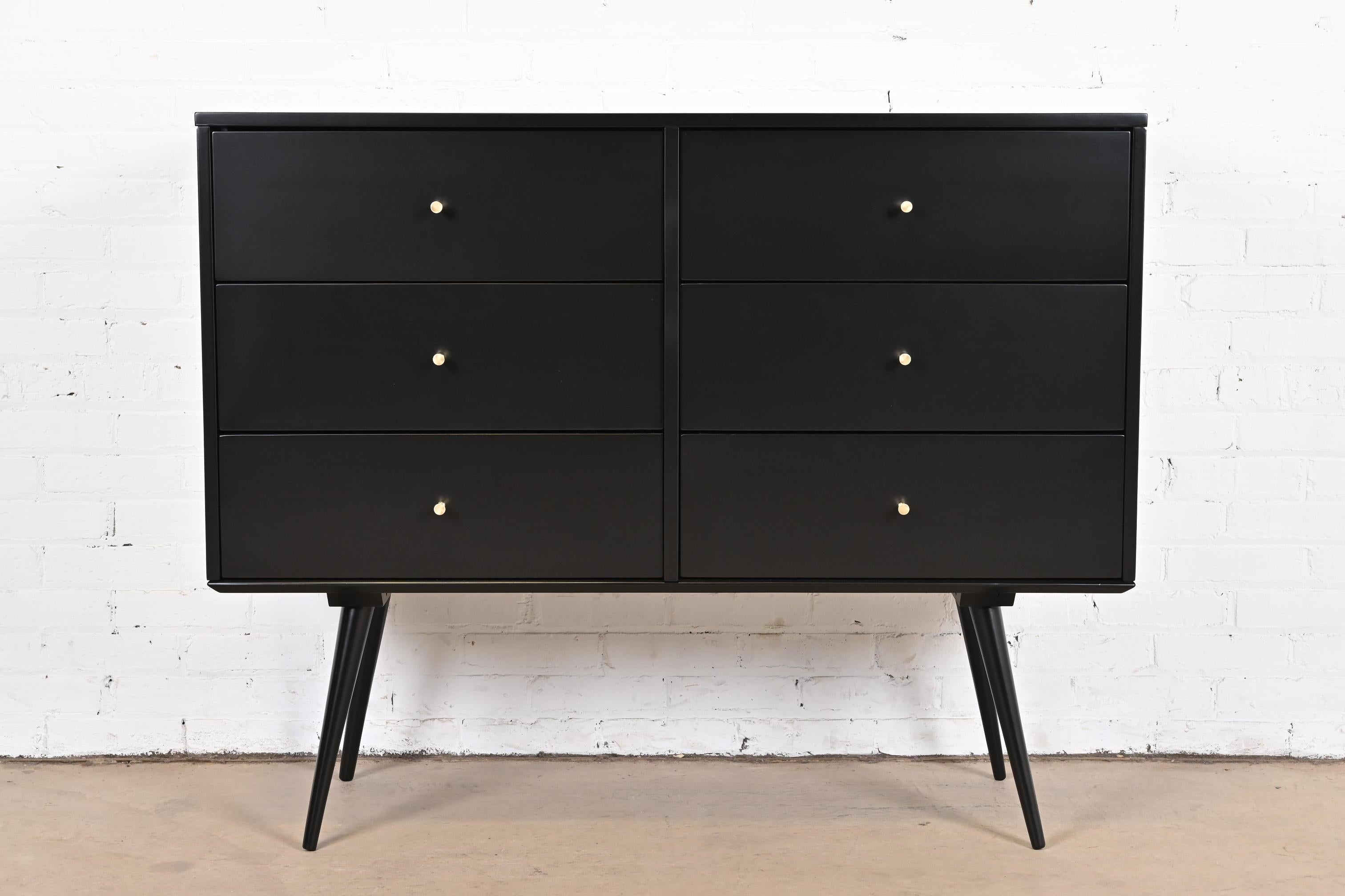 American Paul McCobb Planner Group Black Lacquered Dresser or Credenza, Newly Refinished For Sale