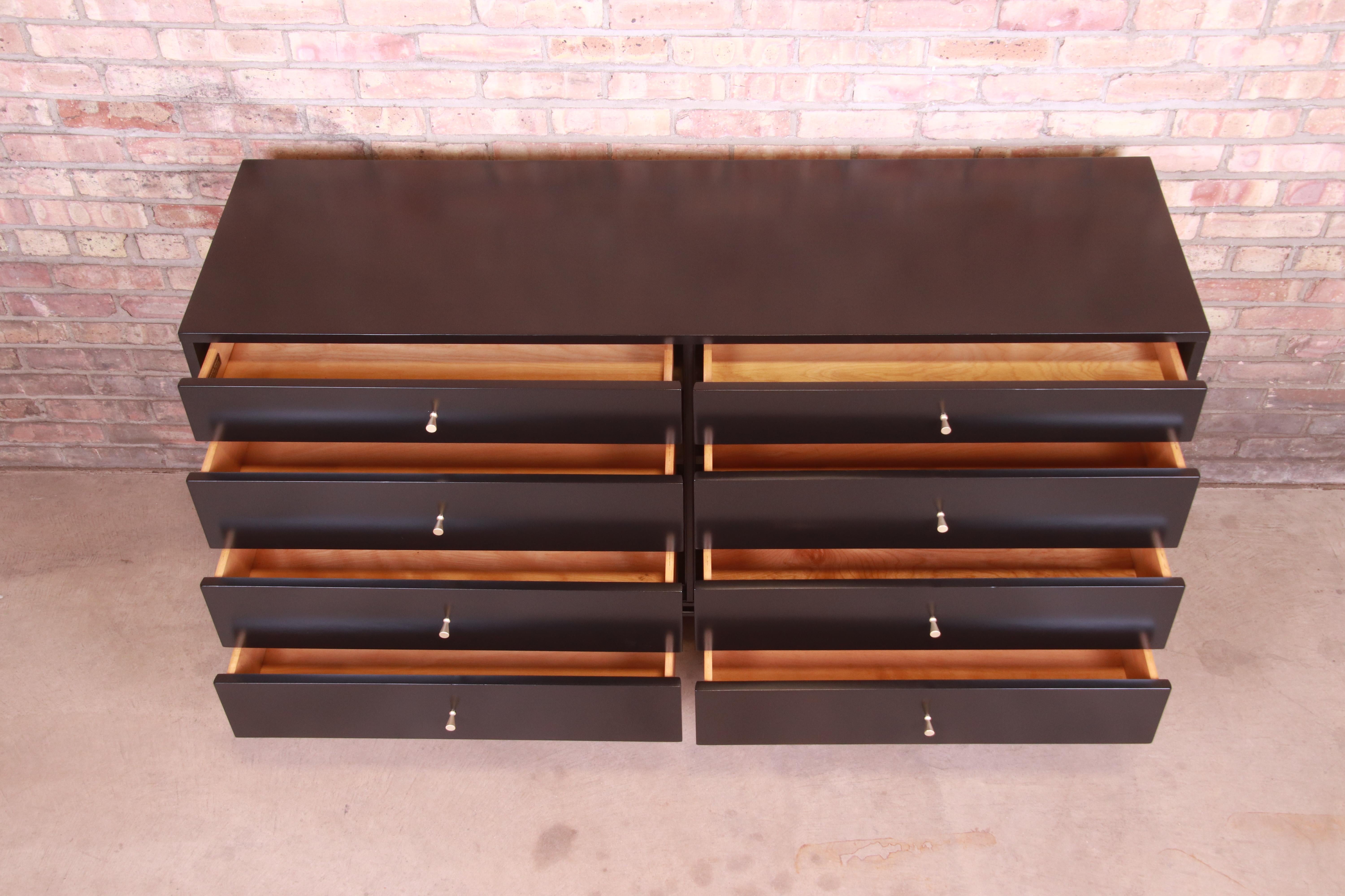 Paul McCobb Planner Group Black Lacquered Dresser or Credenza, Newly Refinished 3
