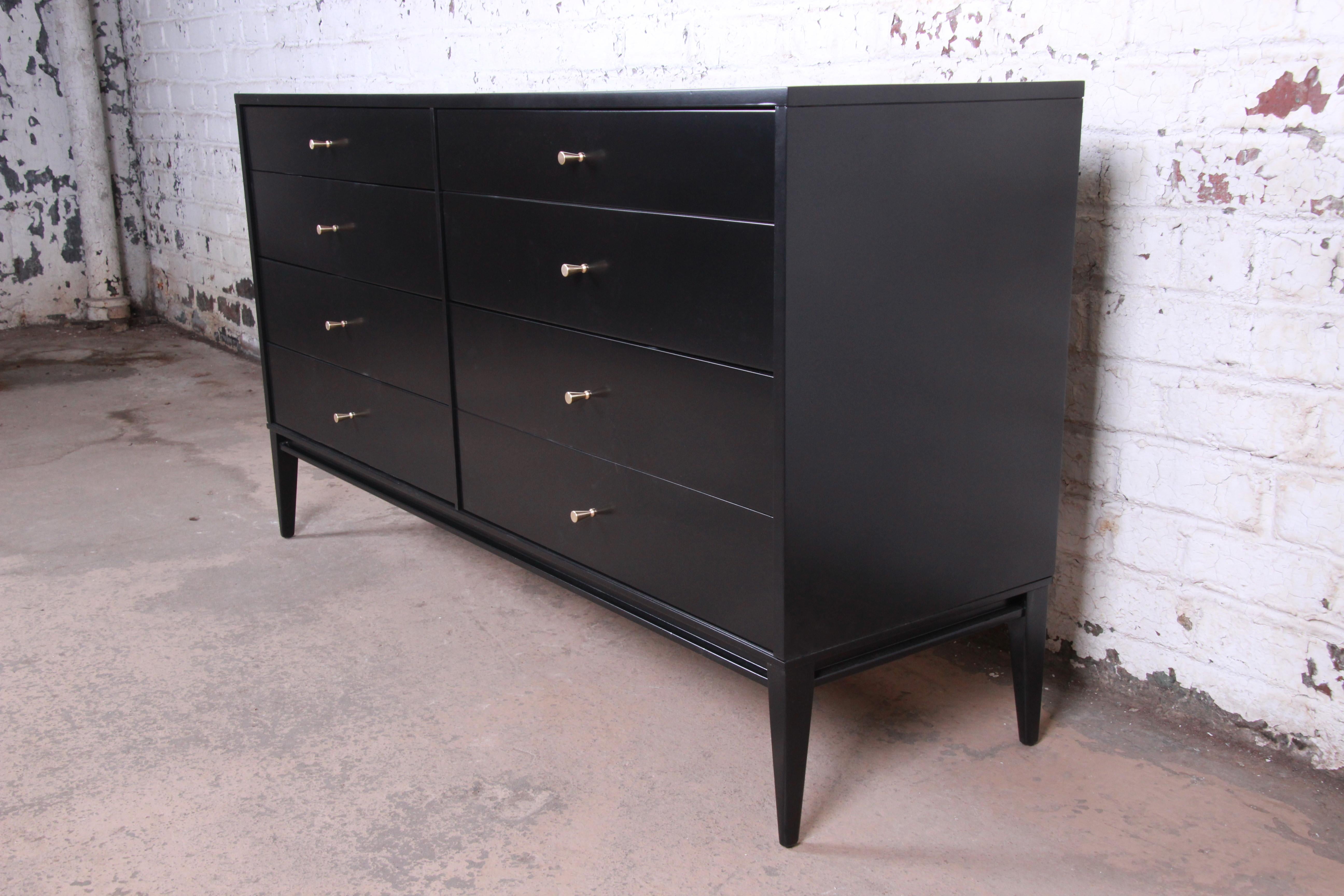 Mid-Century Modern Paul McCobb Planner Group Black Lacquered Dresser or Credenza, Newly Restored