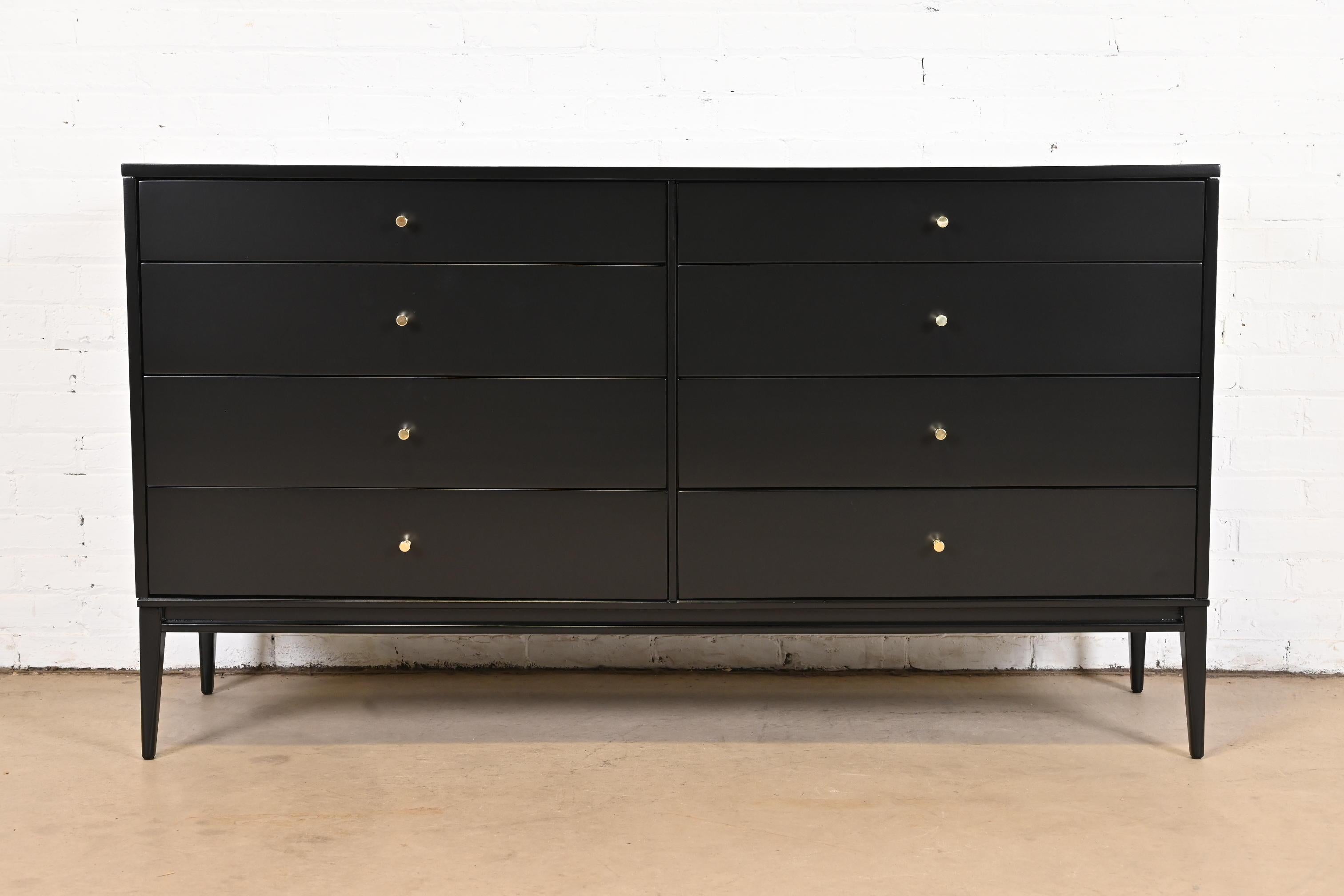 Mid-Century Modern Paul McCobb Planner Group Black Lacquered Eight-Drawer Dresser, Newly Refinished
