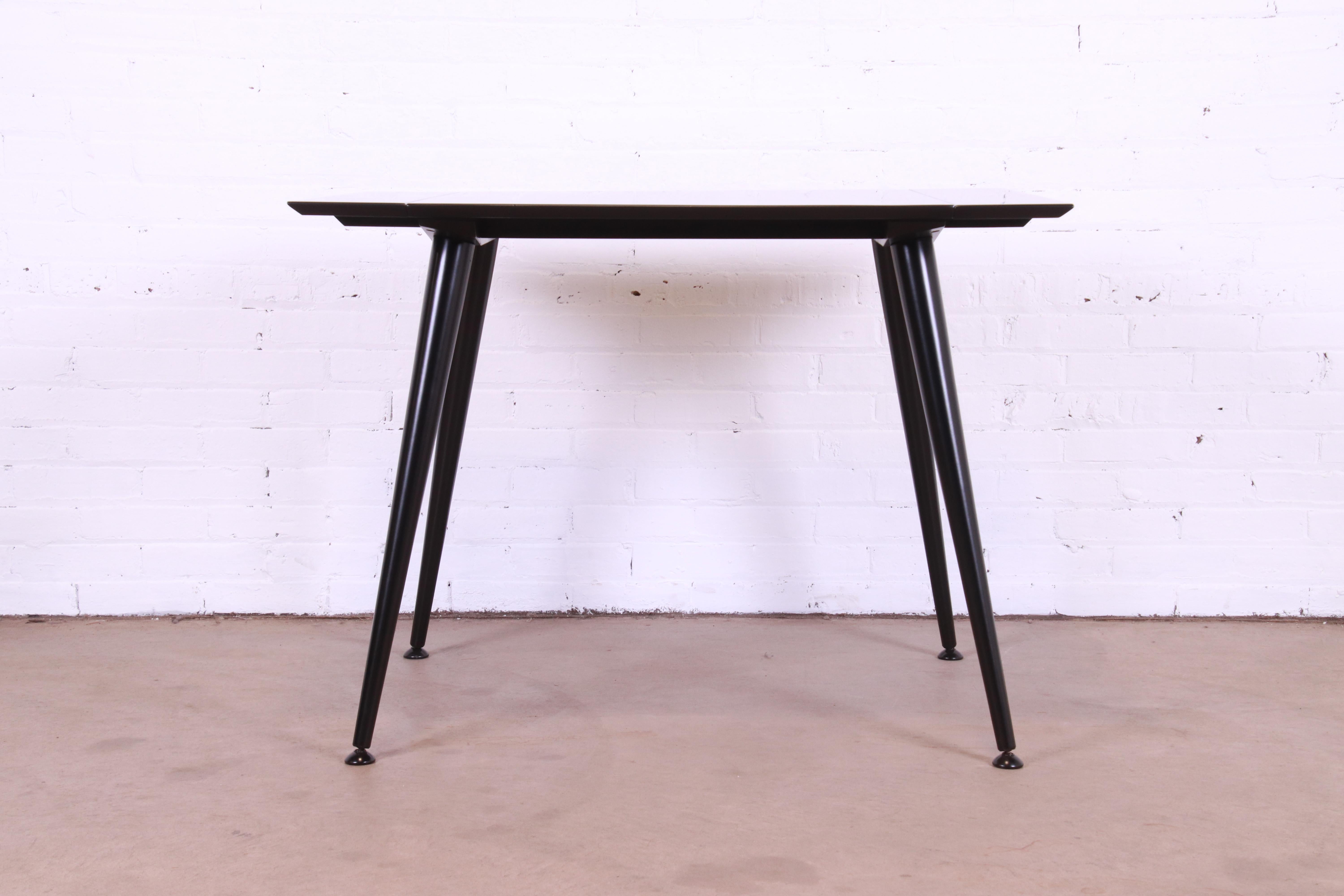 Mid-Century Modern Paul McCobb Planner Group Black Lacquered Extension Dinette Table, Refinished For Sale