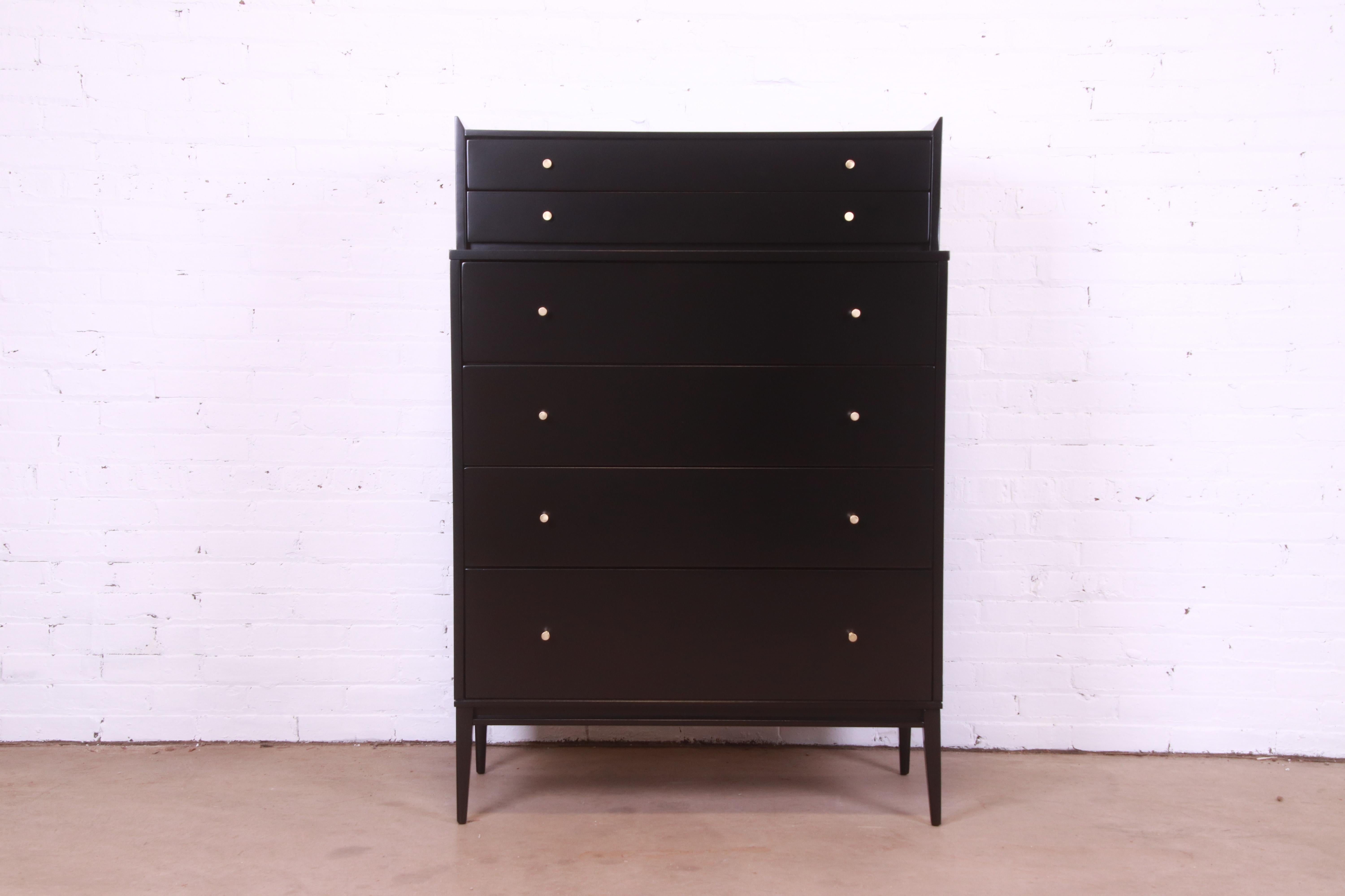 A gorgeous Mid-Century Modern six-drawer gentleman's chest or highboy dresser

By Paul McCobb for Winchendon Furniture, 