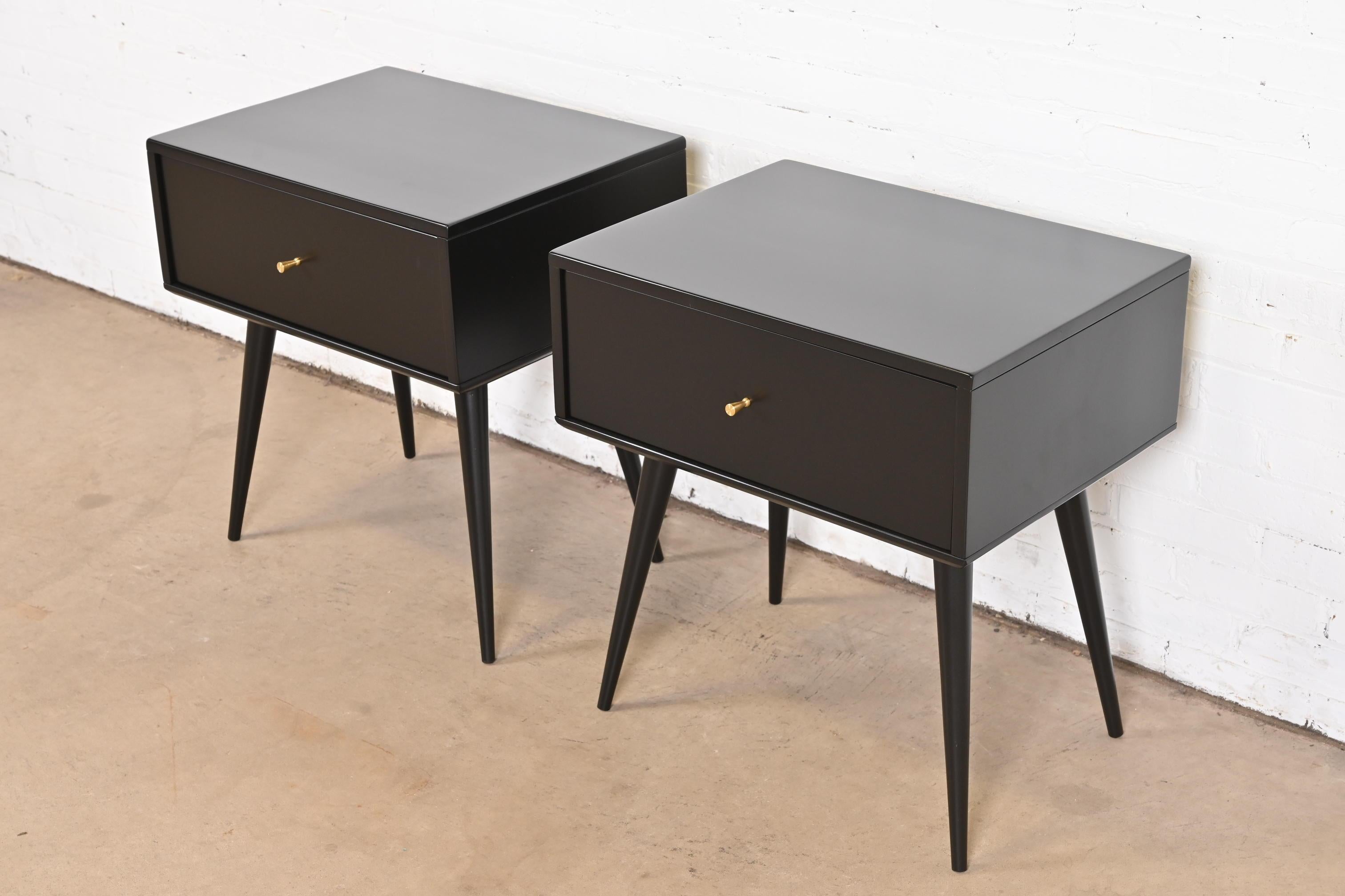 Paul McCobb Planner Group Black Lacquered Nightstands, Newly Refinished In Good Condition For Sale In South Bend, IN
