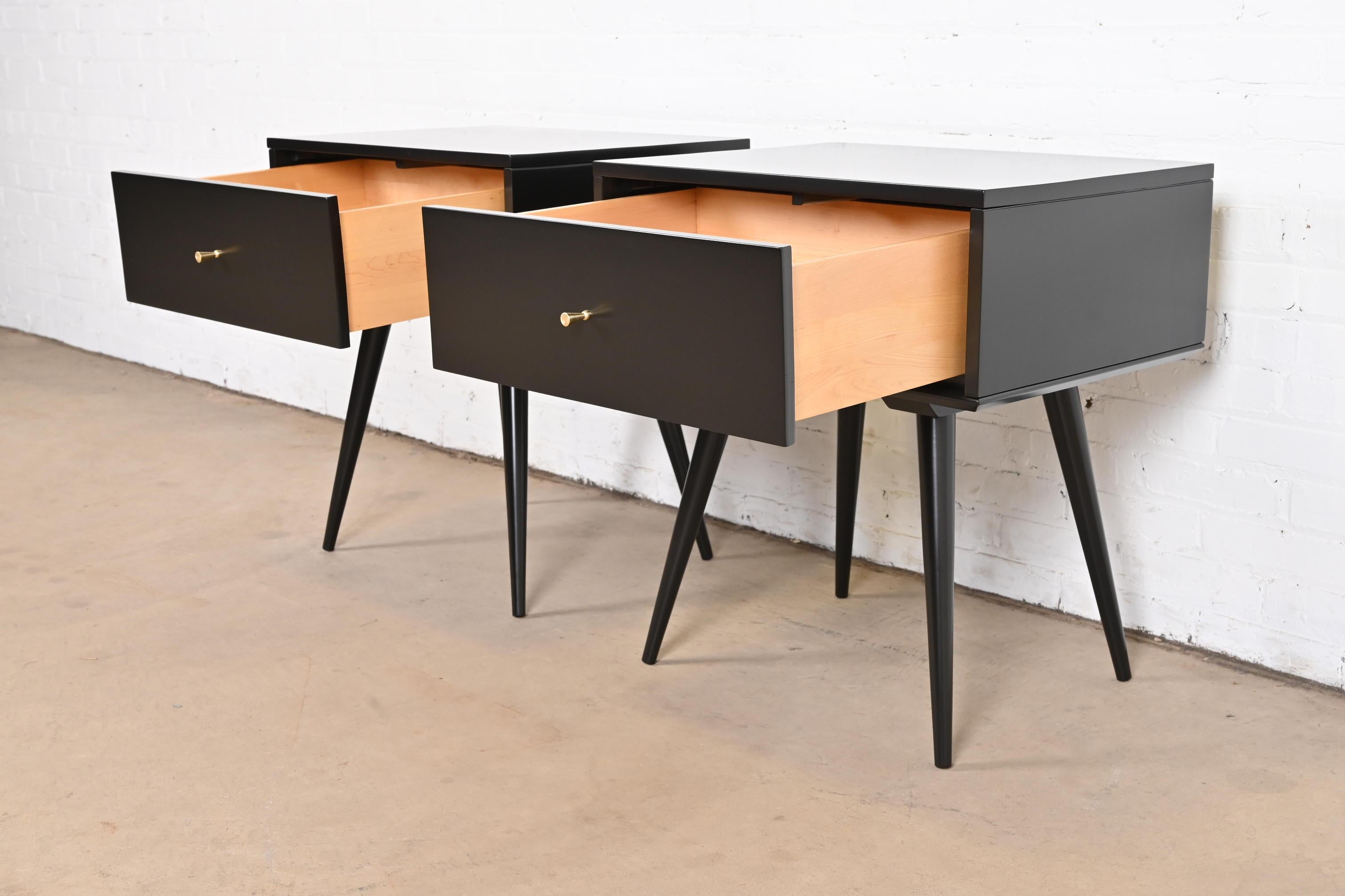 Paul McCobb Planner Group Black Lacquered Nightstands, Newly Refinished For Sale at 1stDibs