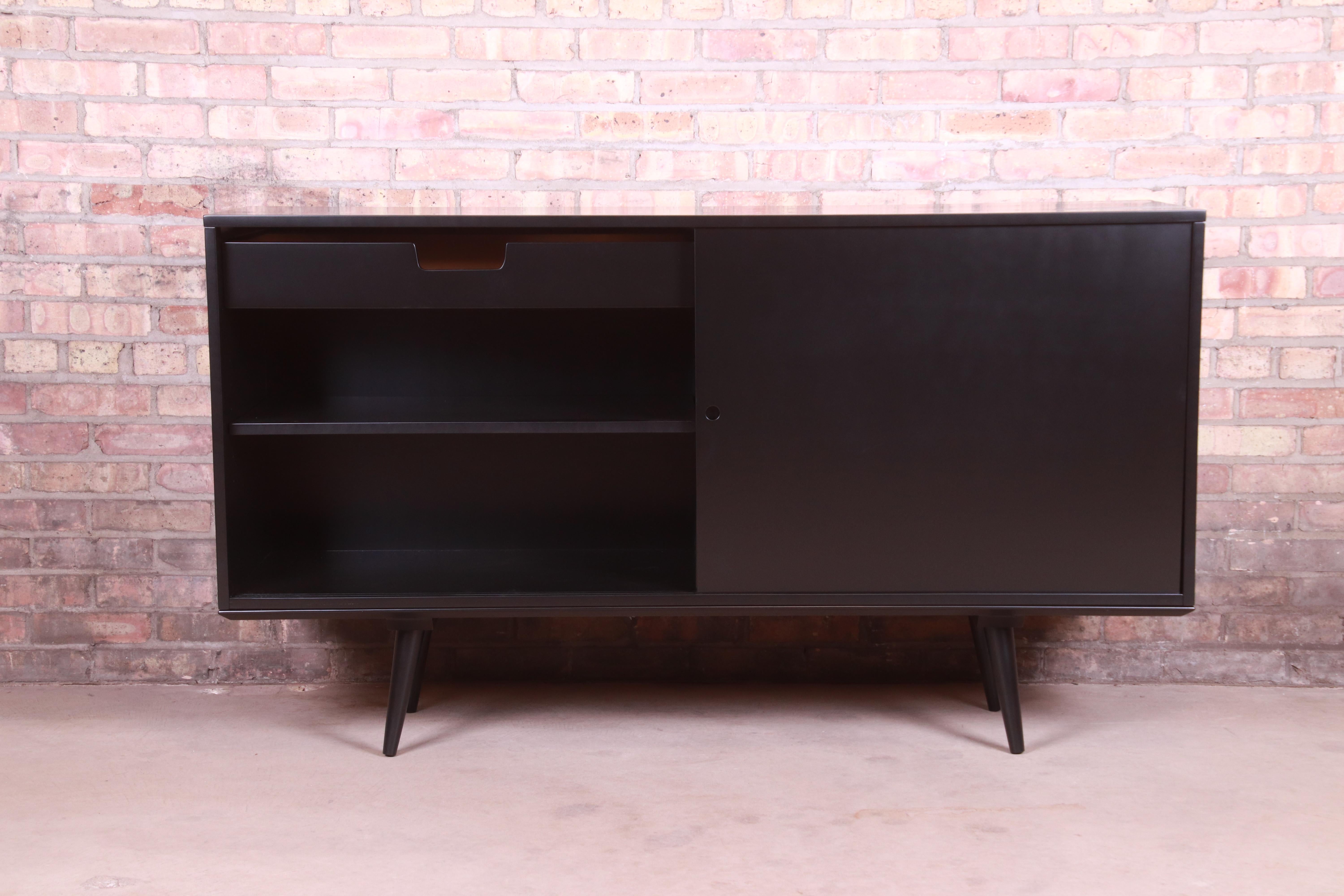 Paul McCobb Planner Group Black Lacquered Sideboard Credenza, Newly Refinished For Sale 4