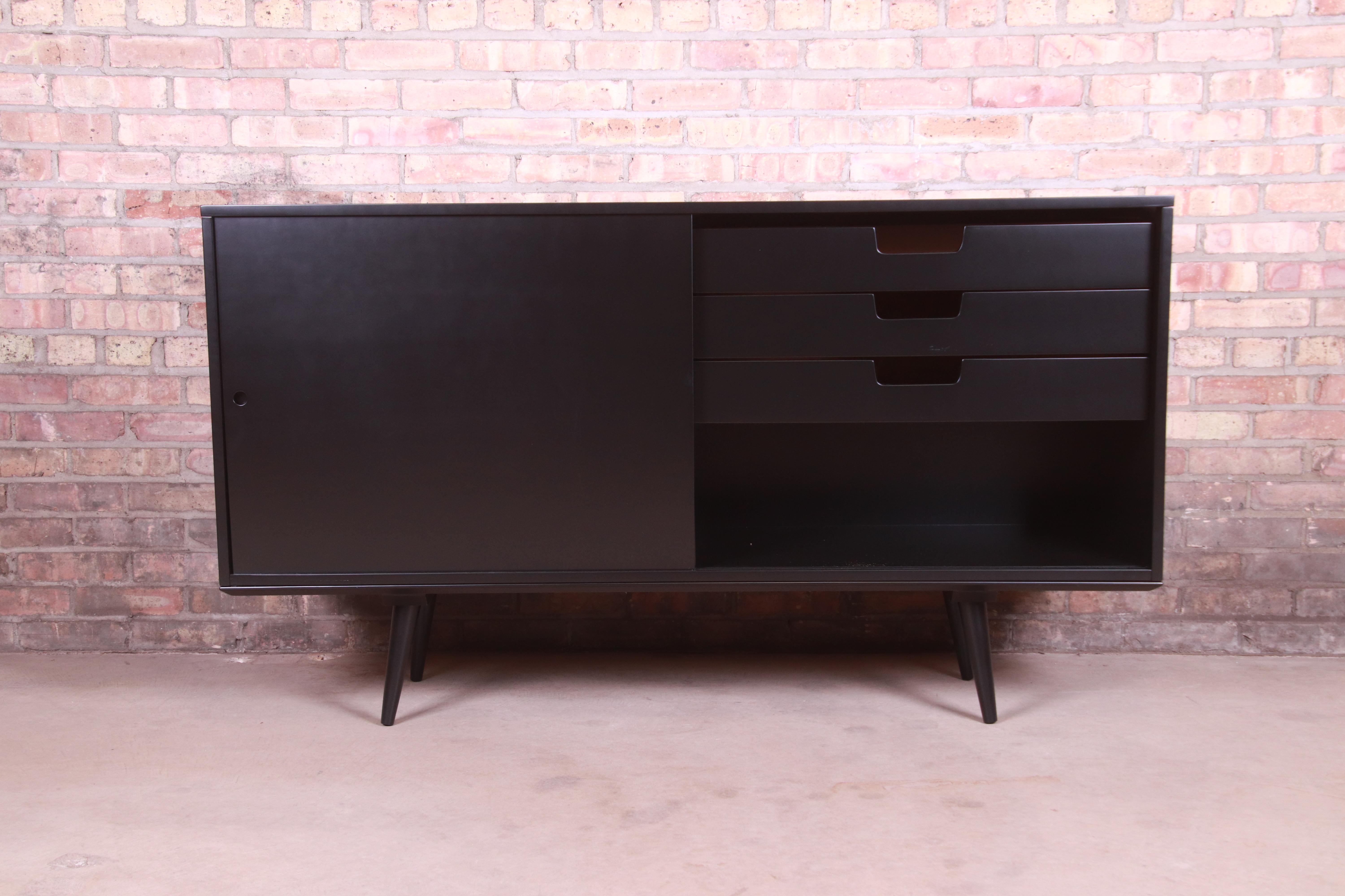 Maple Paul McCobb Planner Group Black Lacquered Sideboard Credenza, Newly Refinished For Sale