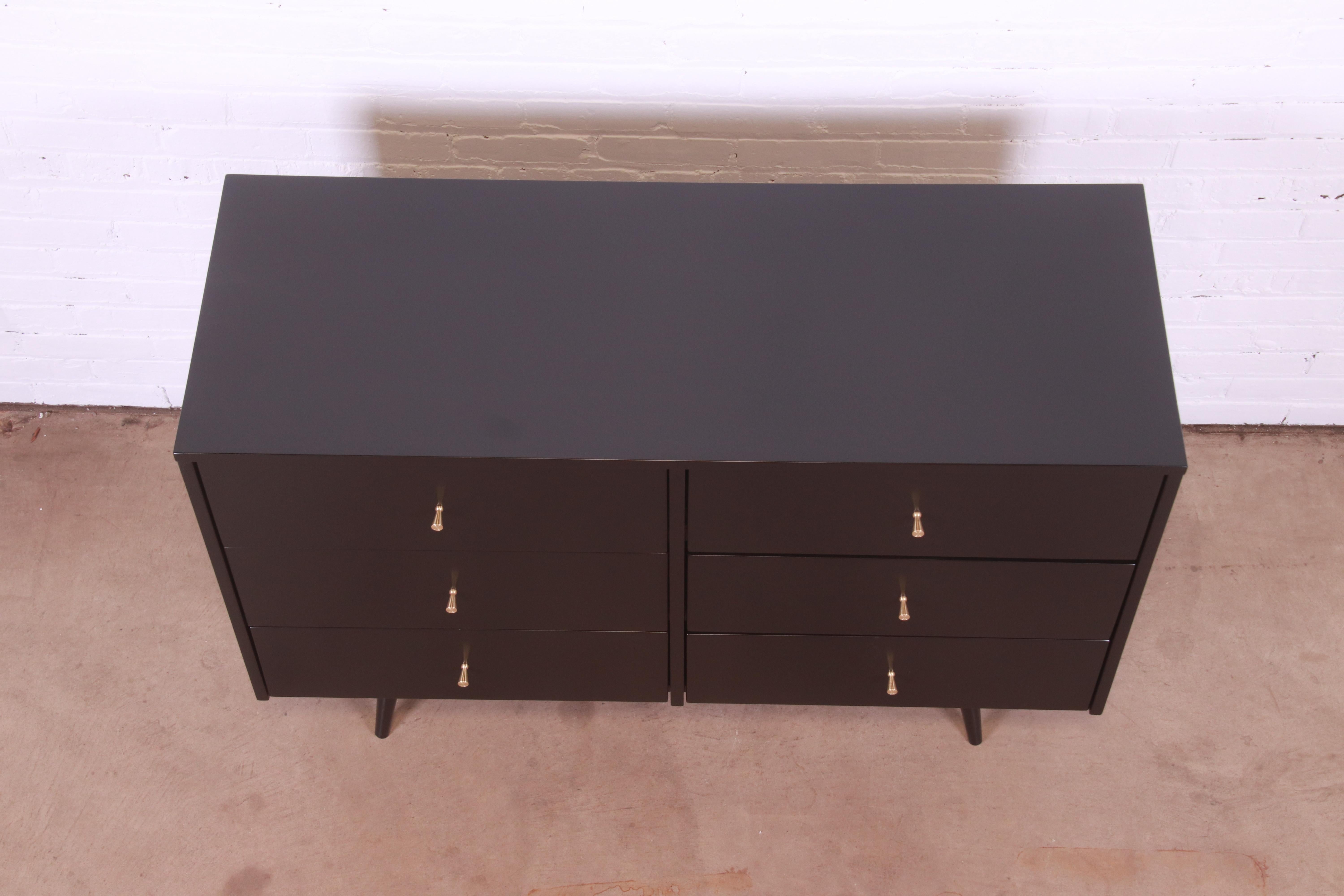 Paul McCobb Planner Group Black Lacquered Six-Drawer Dresser, Newly Refinished 7