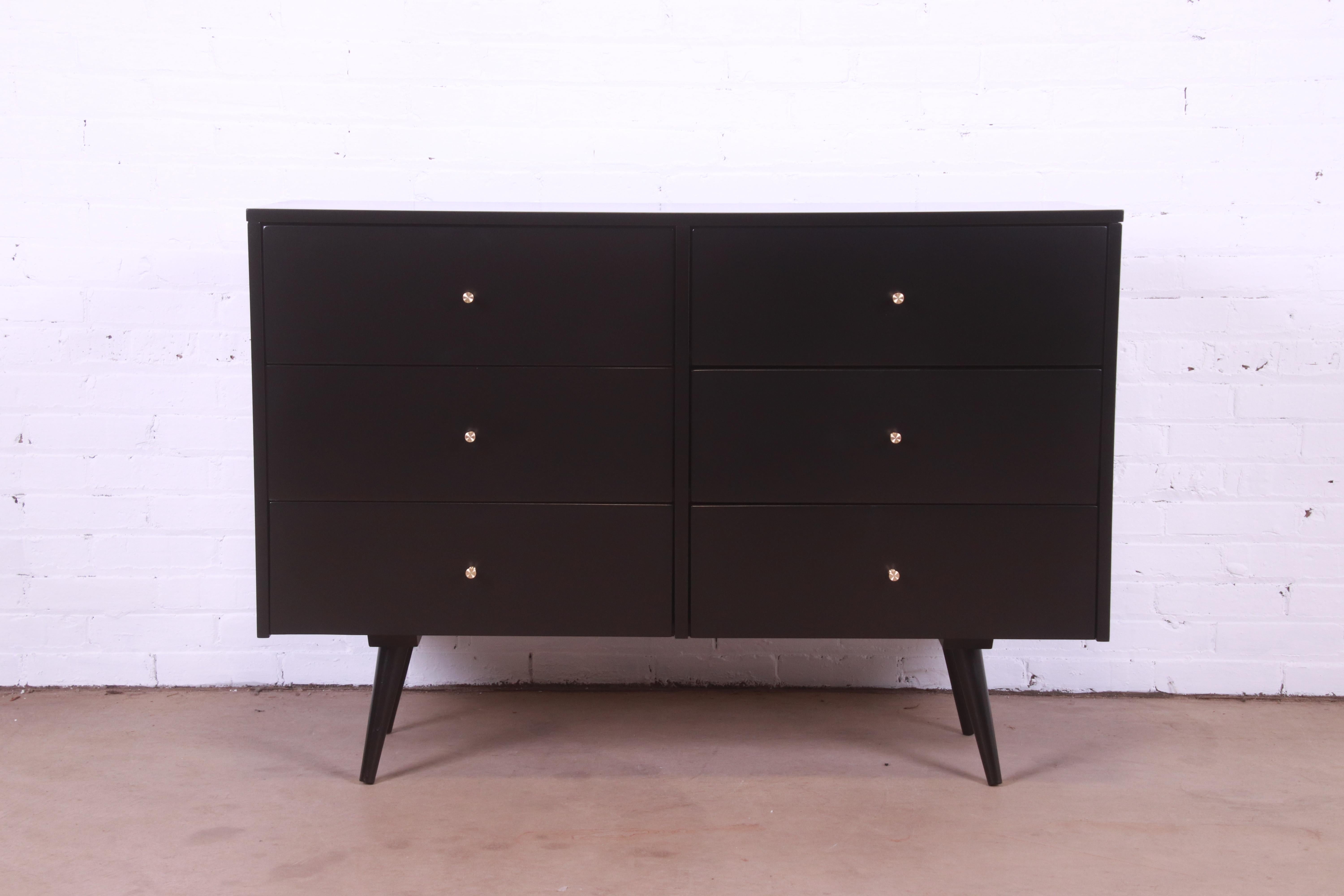 An exceptional Mid-Century Modern six-drawer dresser or credenza

By Paul McCobb for Winchendon Furniture, 