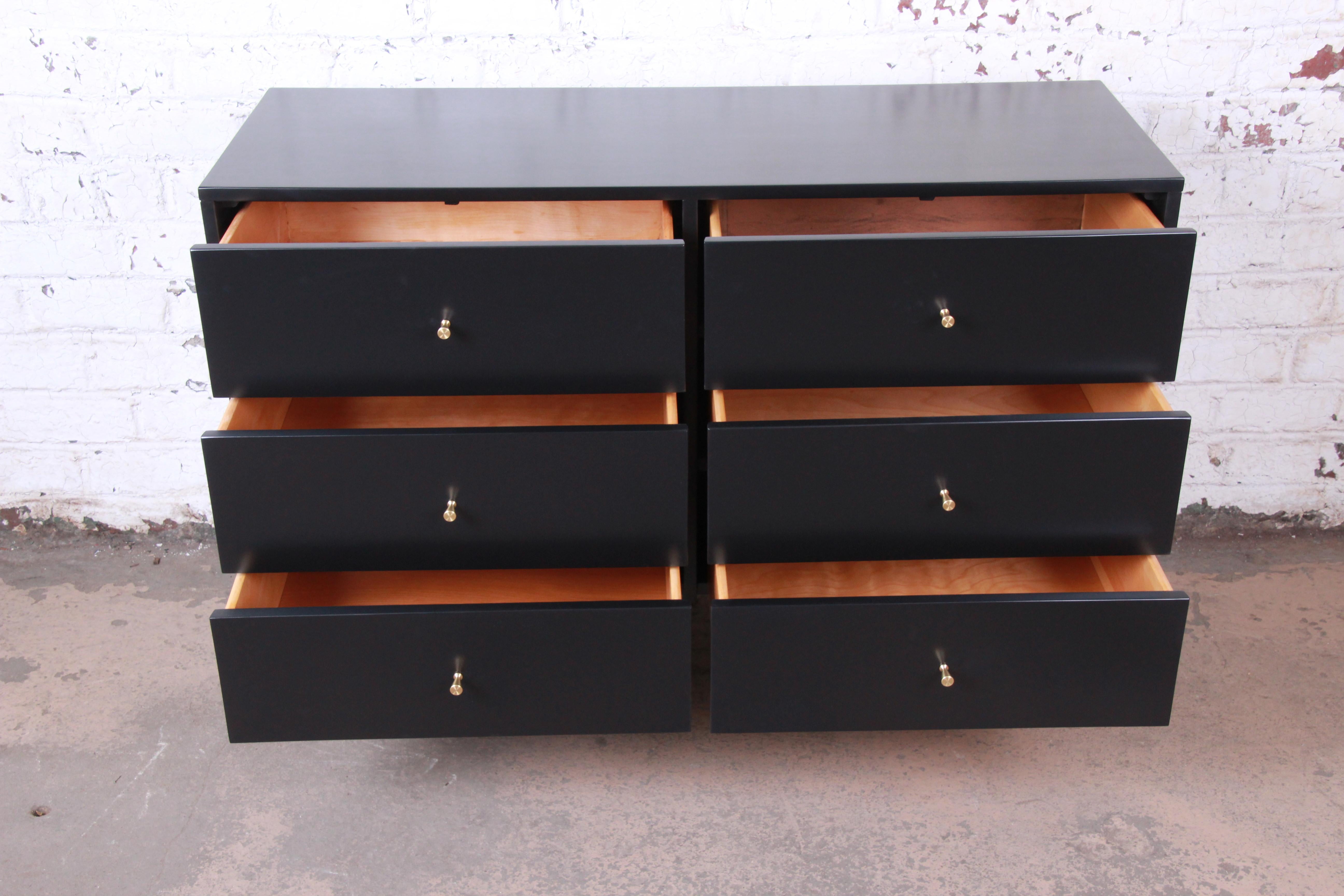 Paul McCobb Planner Group Black Lacquered Six-Drawer Dresser, Newly Restored 2