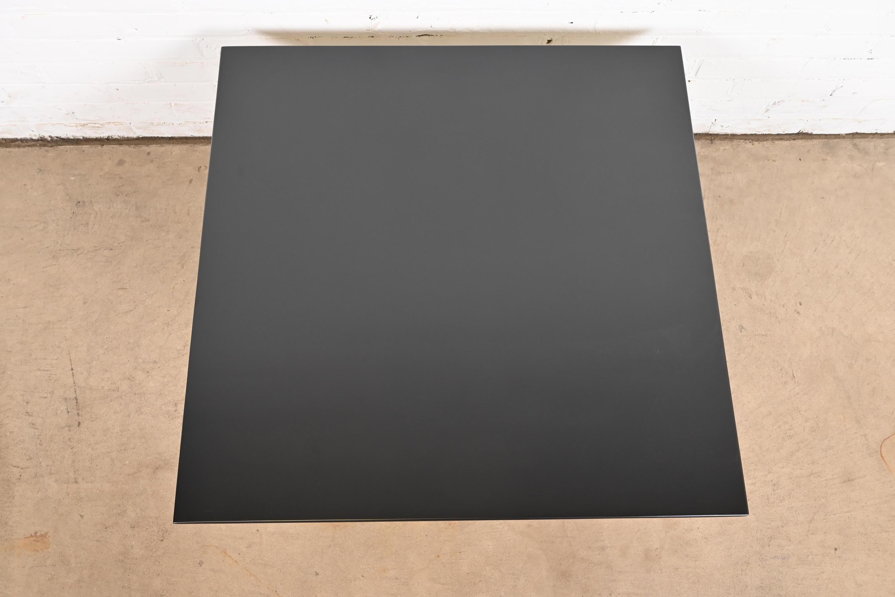 Birch Paul McCobb Planner Group Black Lacquered Square Coffee Table, Newly Refinished For Sale