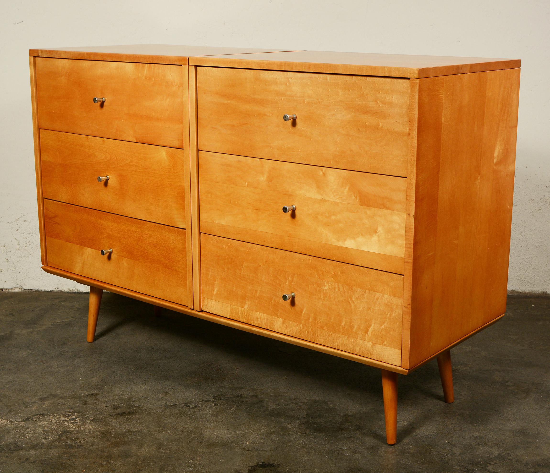 Paul McCobb Planner Group Chest of Drawers on a Low Table In Good Condition In San Mateo, CA