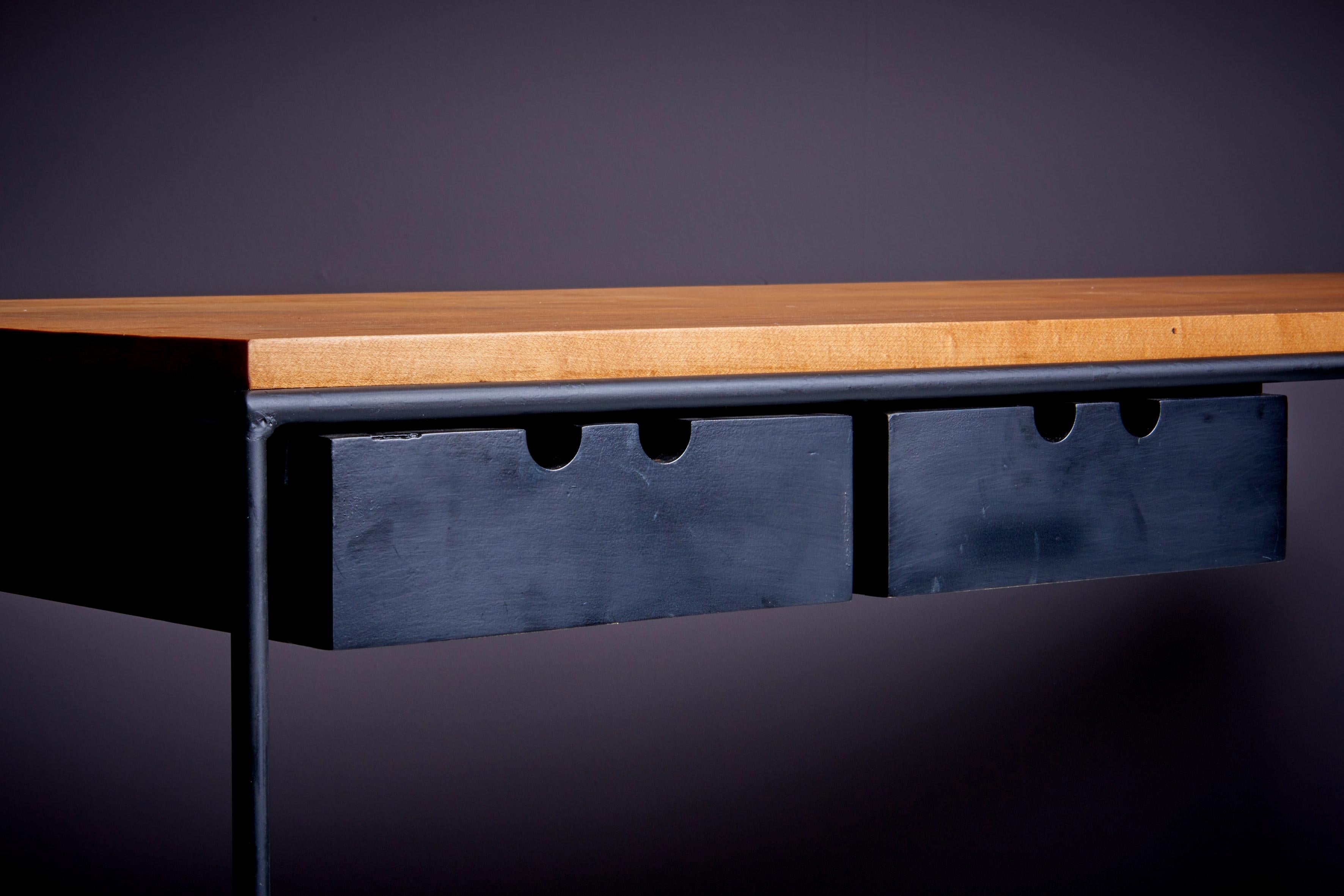 Paul McCobb Planner Group Console Table for Winchendon, USA, 1950s For Sale 2