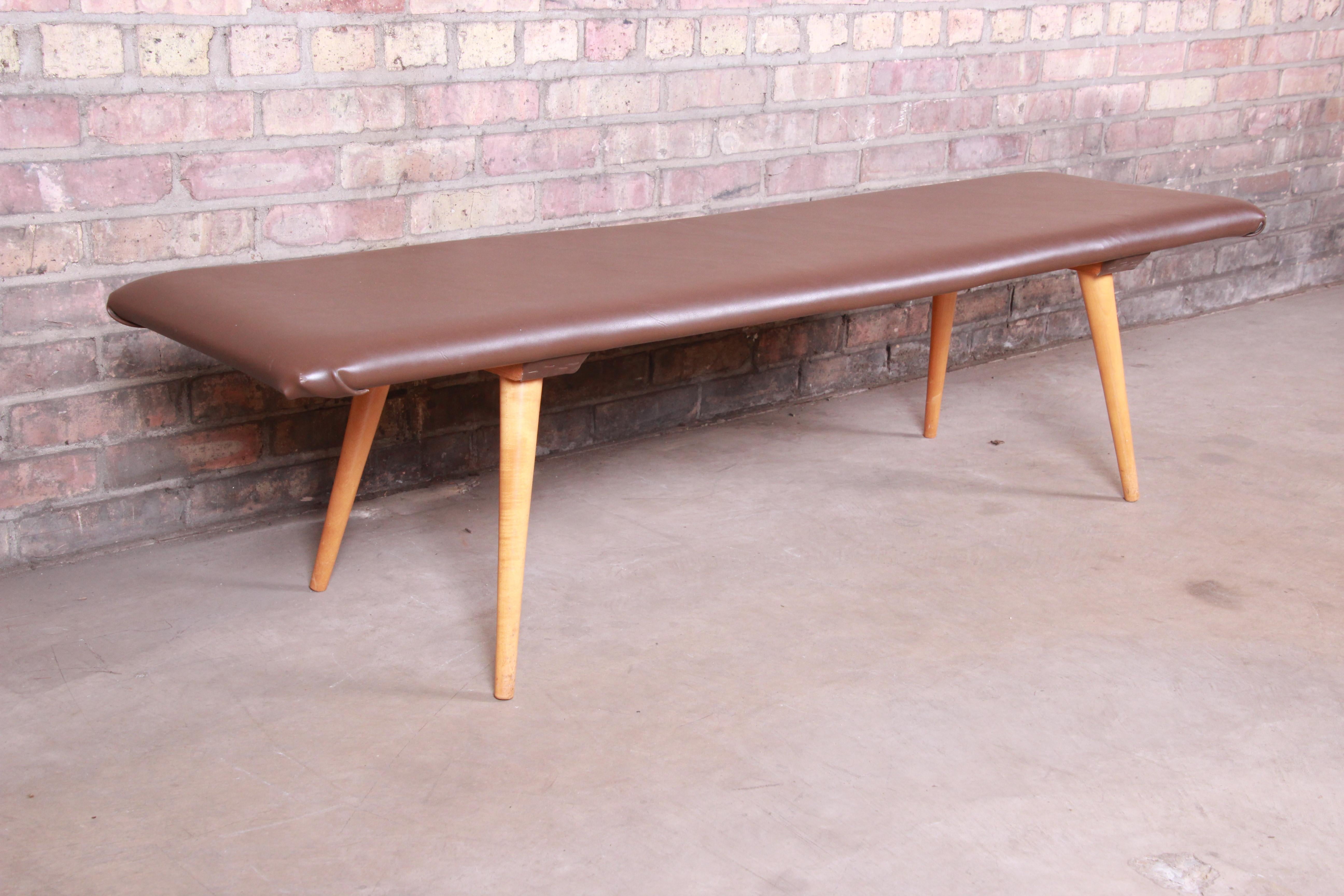 Mid-20th Century Paul McCobb Planner Group Custom Maple and Leather Bench, 1950s