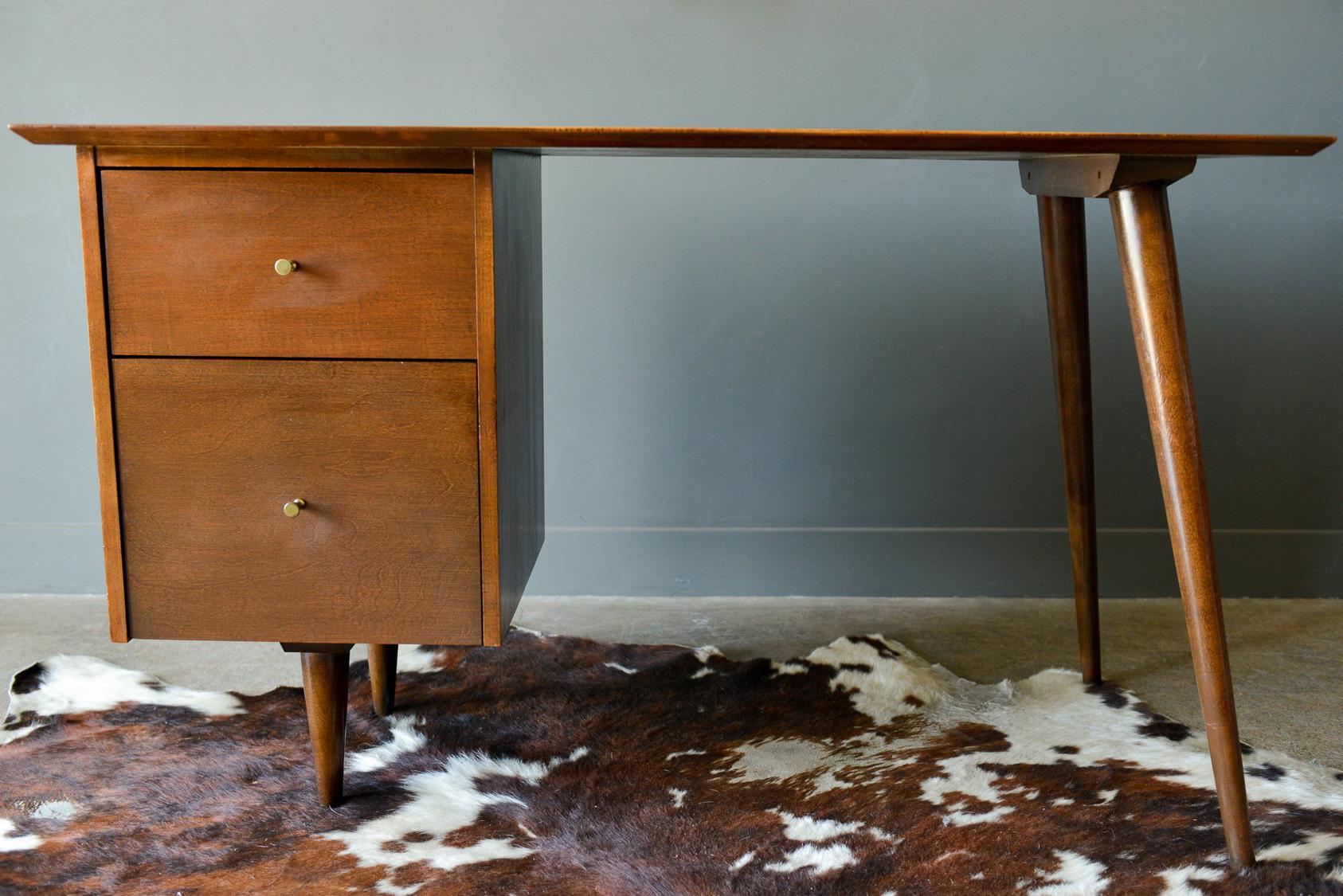 Mid-20th Century Paul McCobb Planner Group Desk and Chair, circa 1955