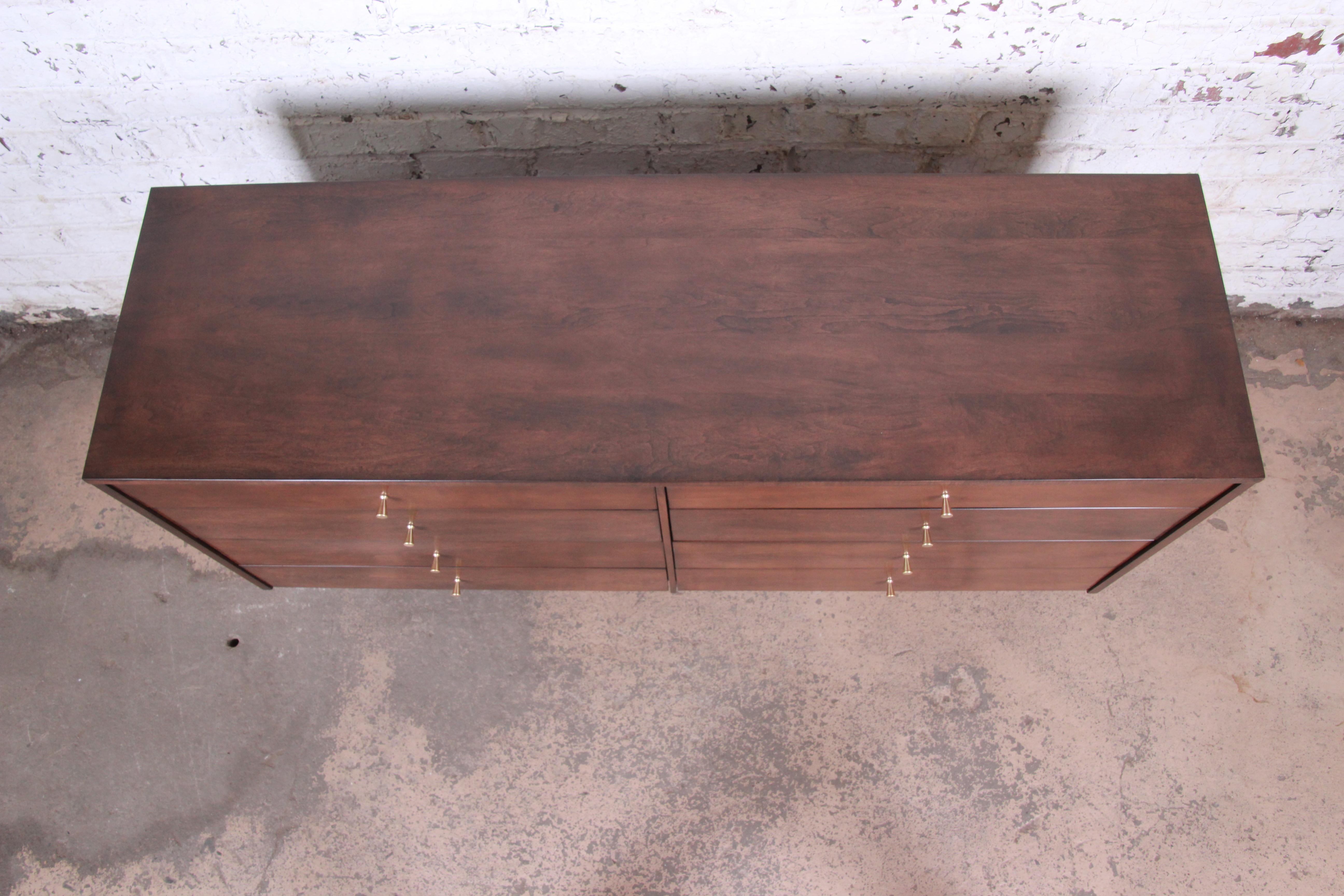 Paul McCobb Planner Group Eight-Drawer Dresser or Credenza, Newly Restored 5