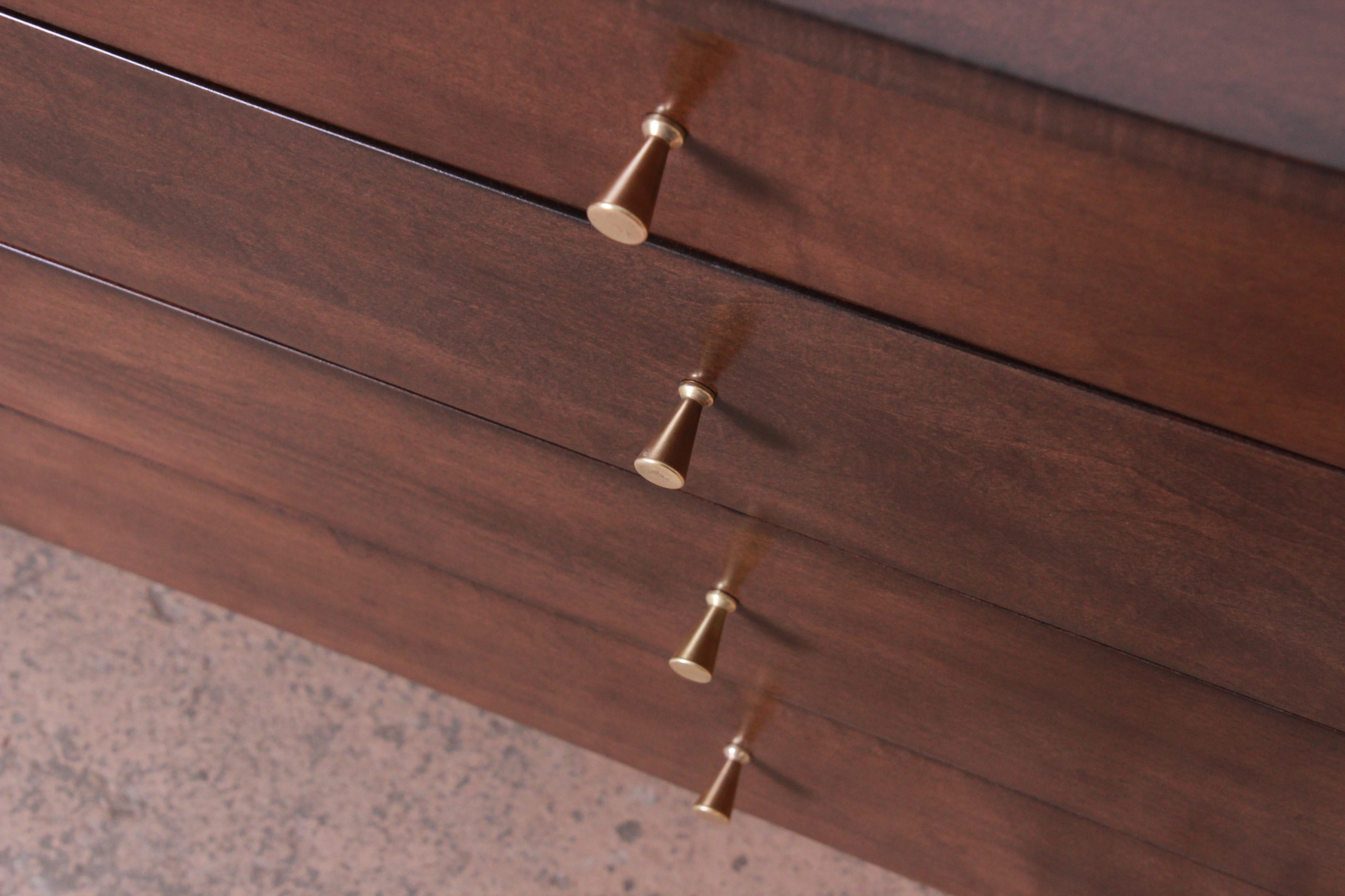 Mid-20th Century Paul McCobb Planner Group Eight-Drawer Dresser or Credenza, Newly Restored