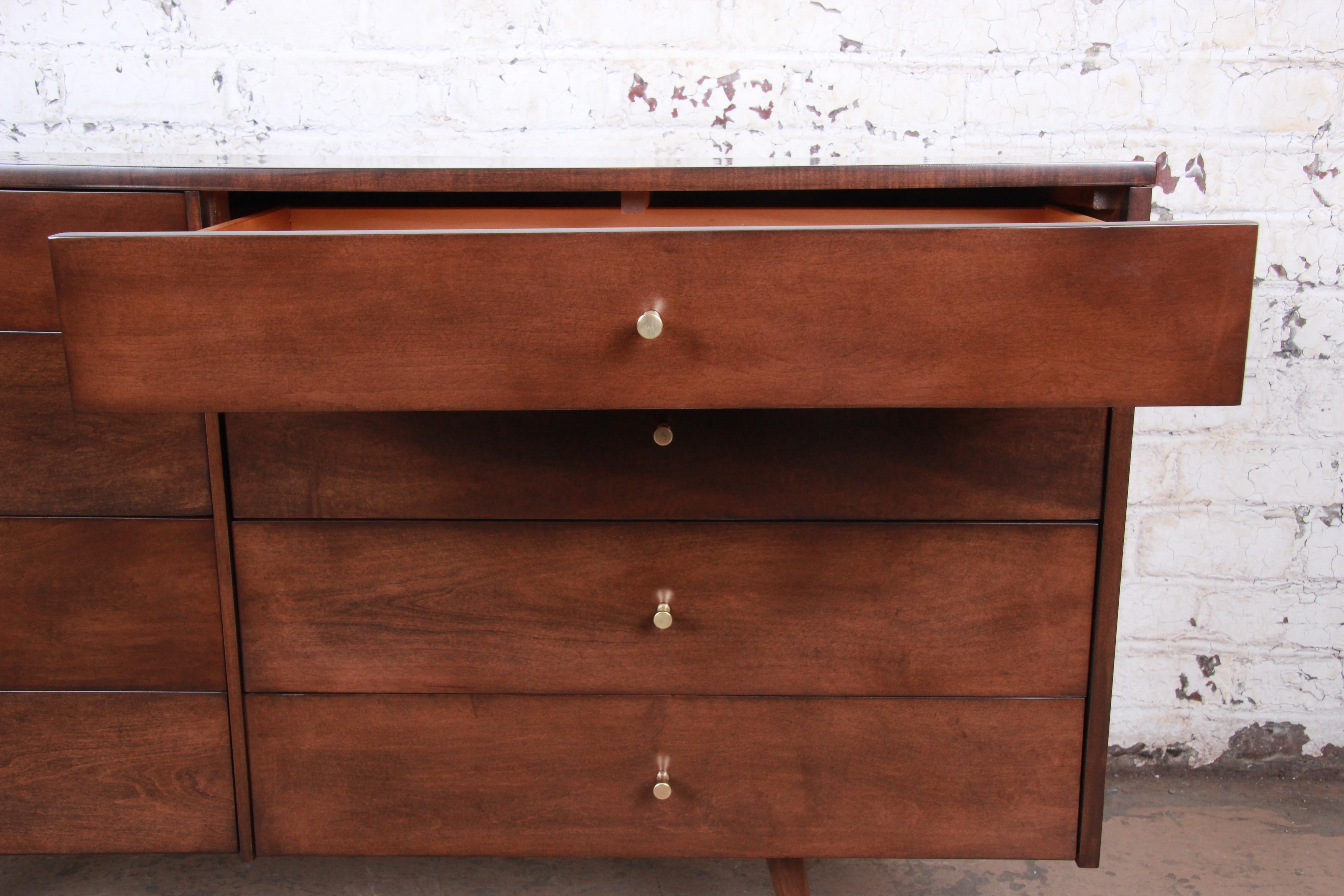 Paul McCobb Planner Group Eight-Drawer Dresser or Credenza, Newly Restored 1