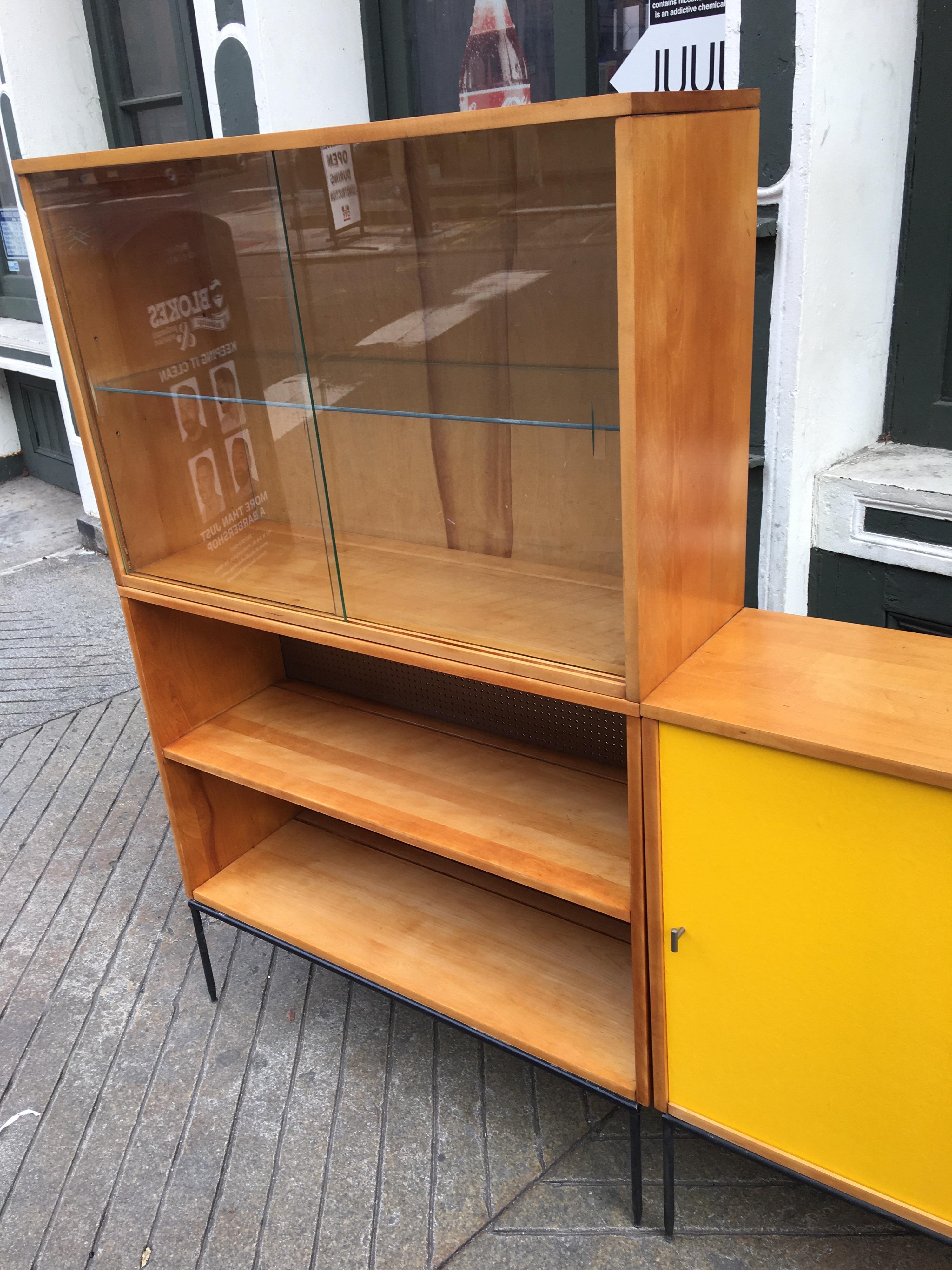 Paul McCobb Planner Group for Winchendon 3 Piece Bookcase In Good Condition In Philadelphia, PA