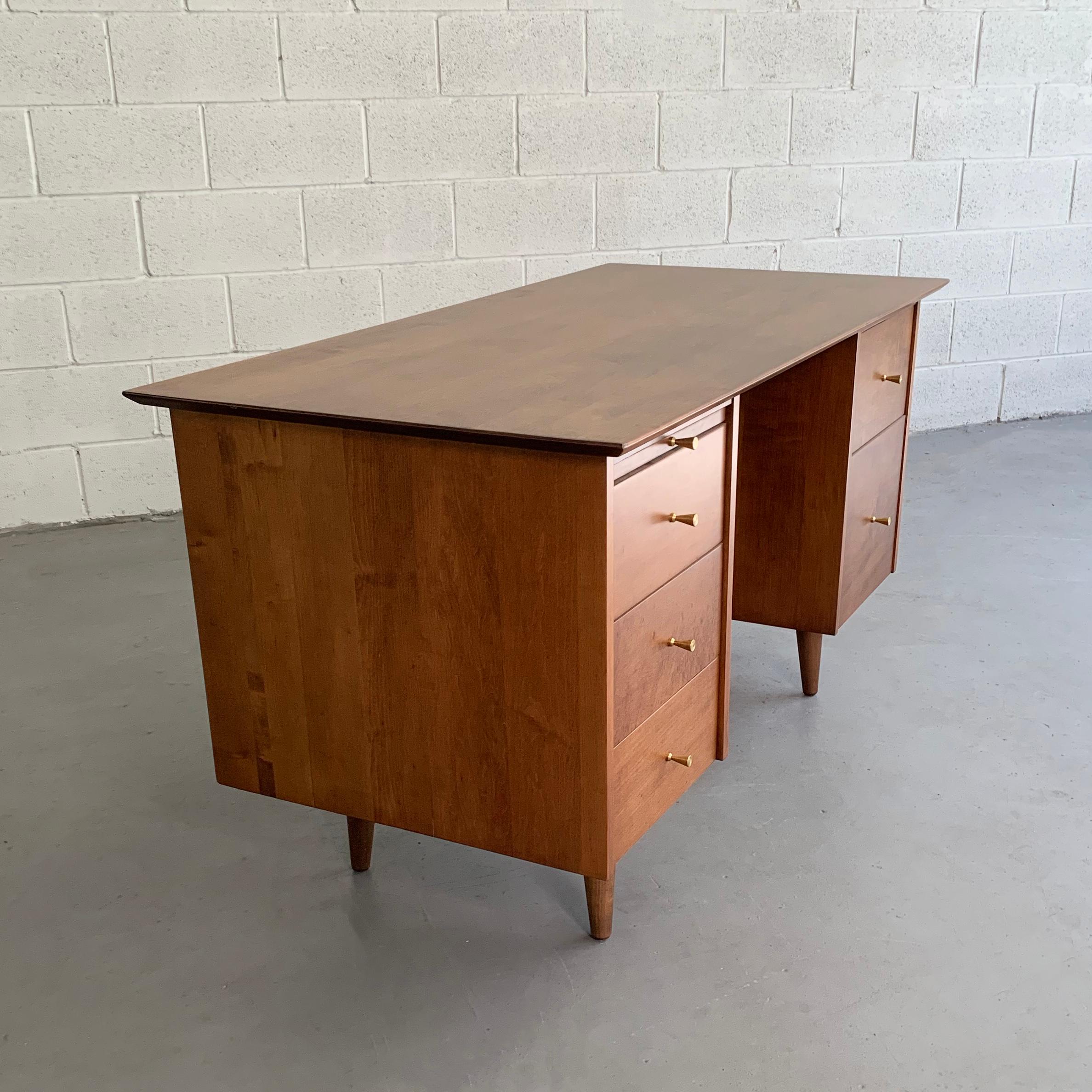 Mid-Century Modern Paul McCobb Planner Group for Winchendon Double Pedestal Maple Desk