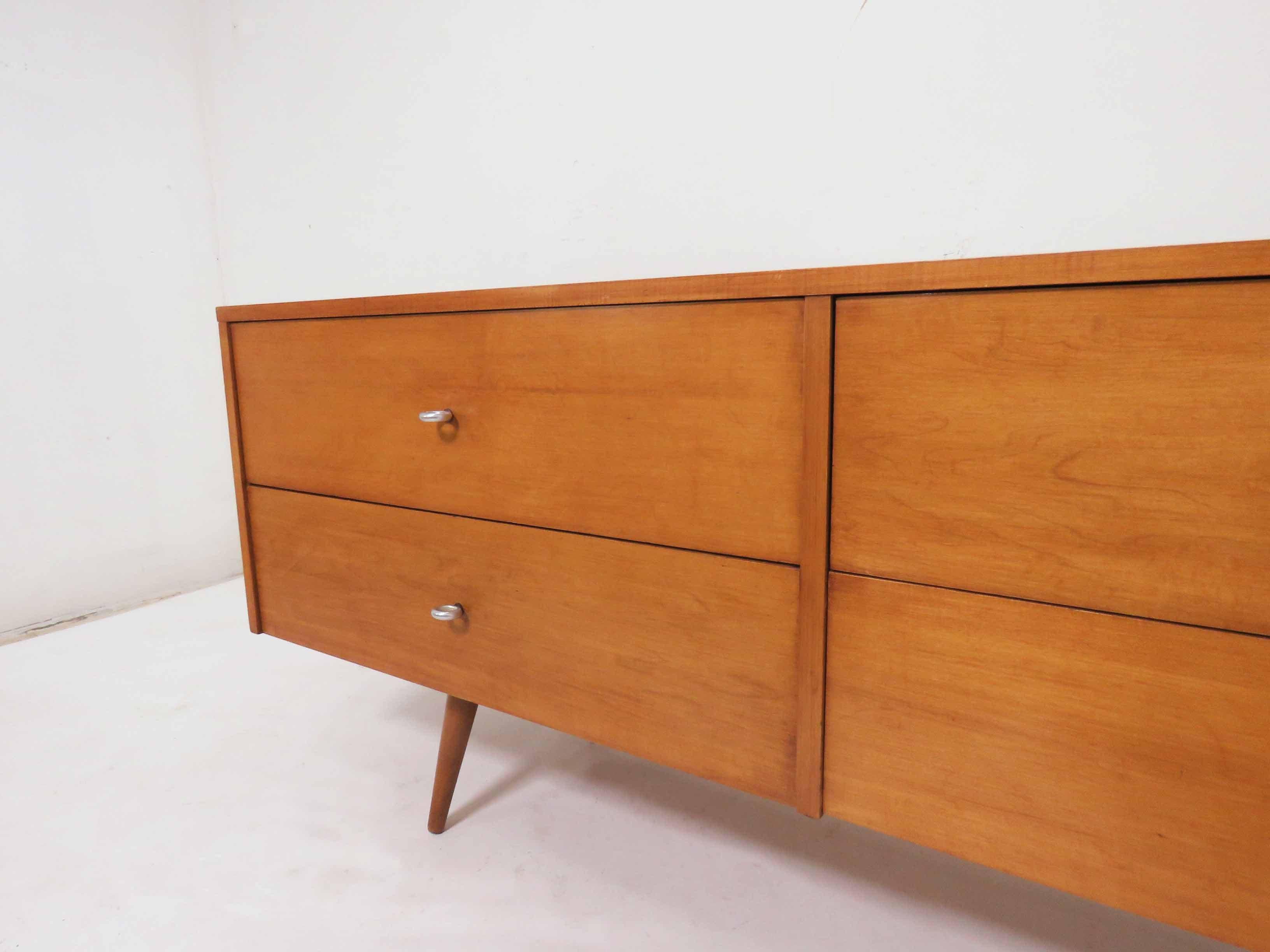 Paul McCobb Planner Group Four Drawer Dresser, circa 1950s In Good Condition In Peabody, MA