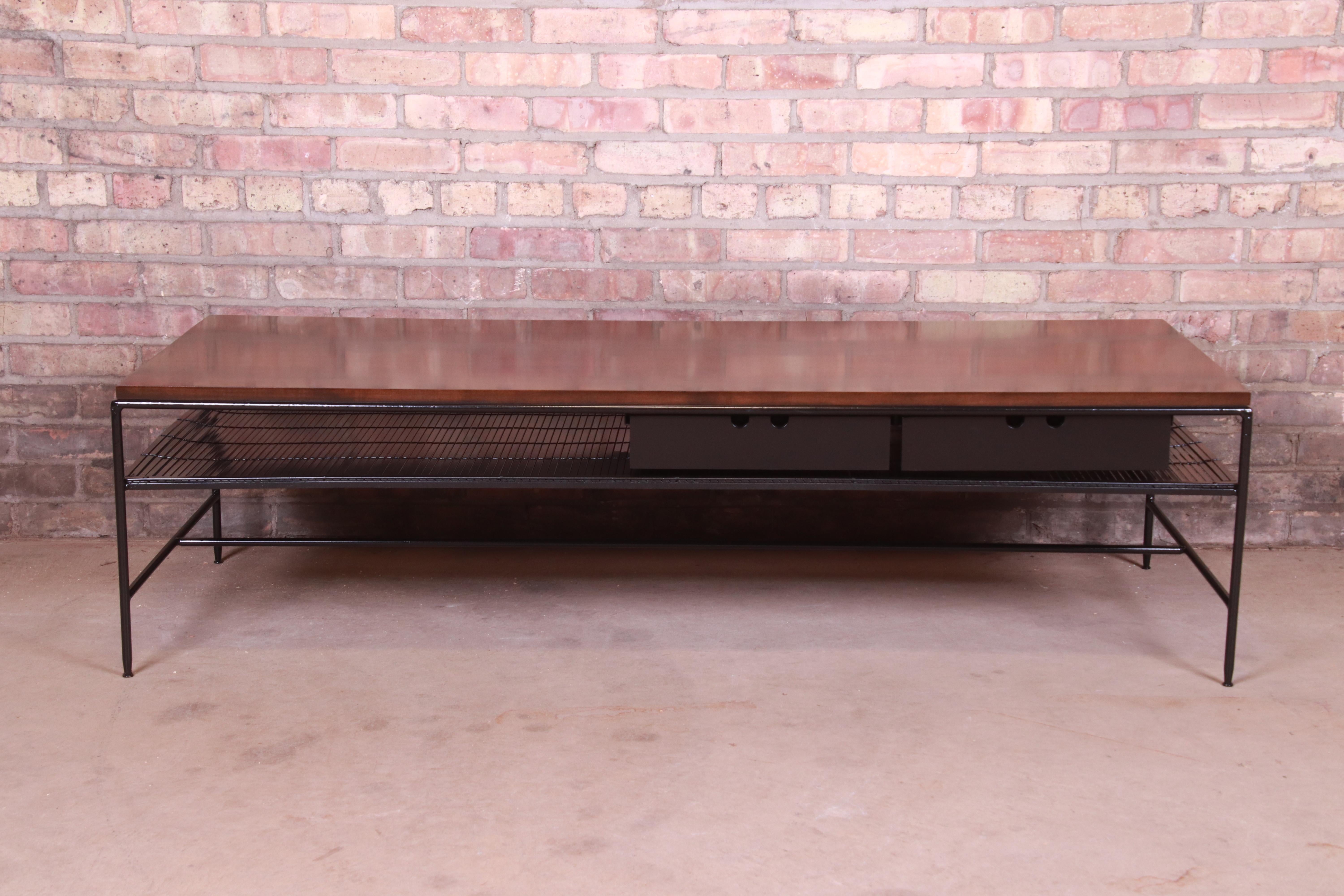 An exceptional Mid-Century Modern coffee table or bench

By Paul McCobb for Winchendon Furniture 