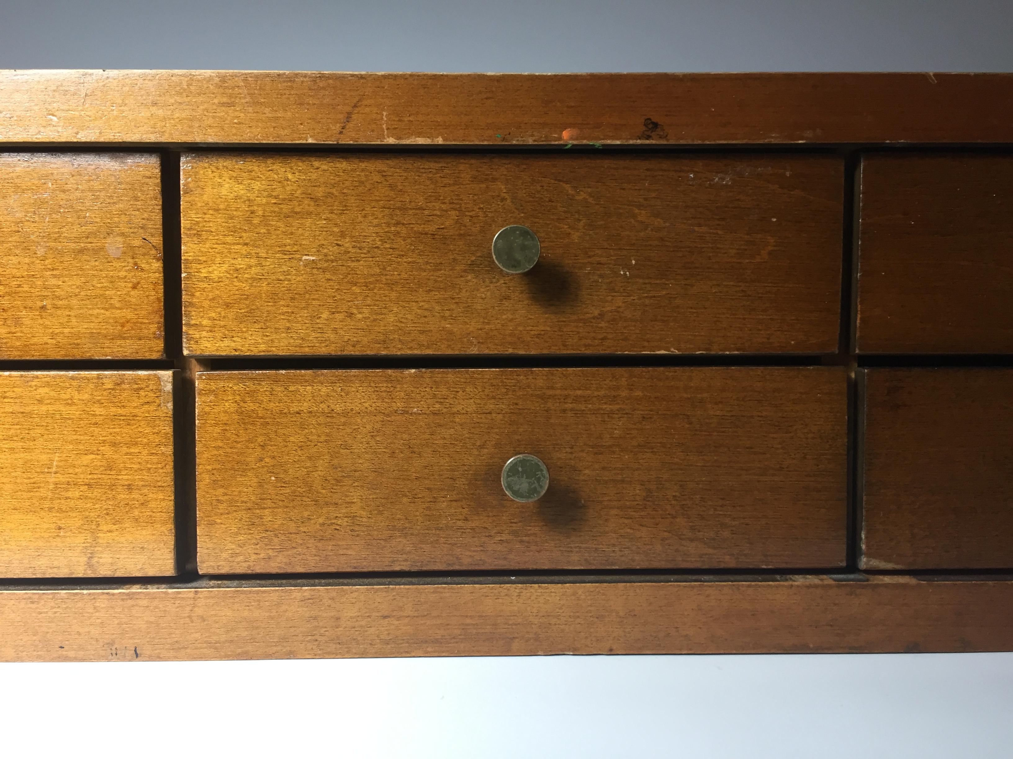 Paul McCobb Planner Group Jewelry Chest of Ten Drawers In Good Condition For Sale In Chicago, IL