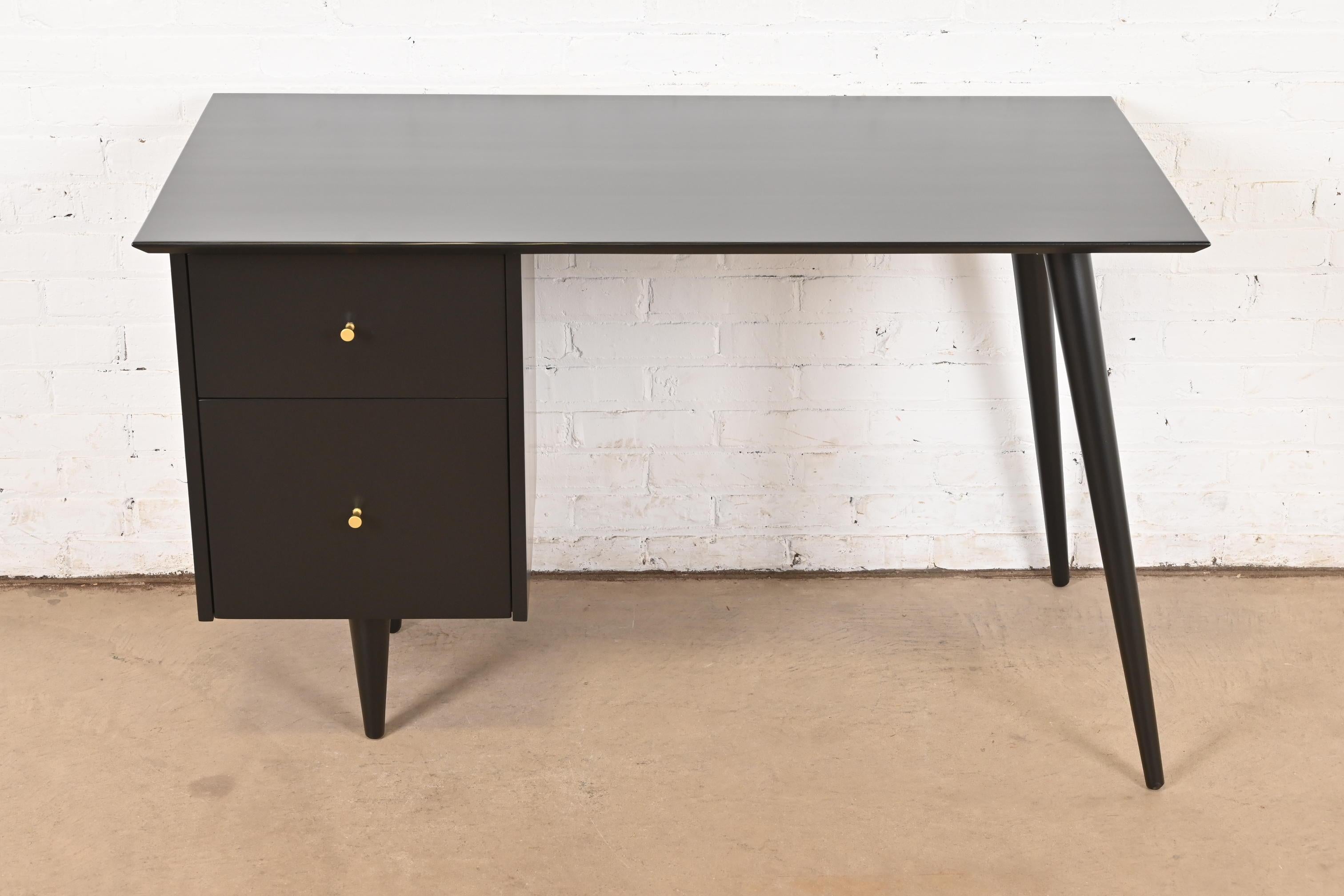 American Paul McCobb Planner Group Mid-Century Modern Black Lacquered Desk, Refinished For Sale