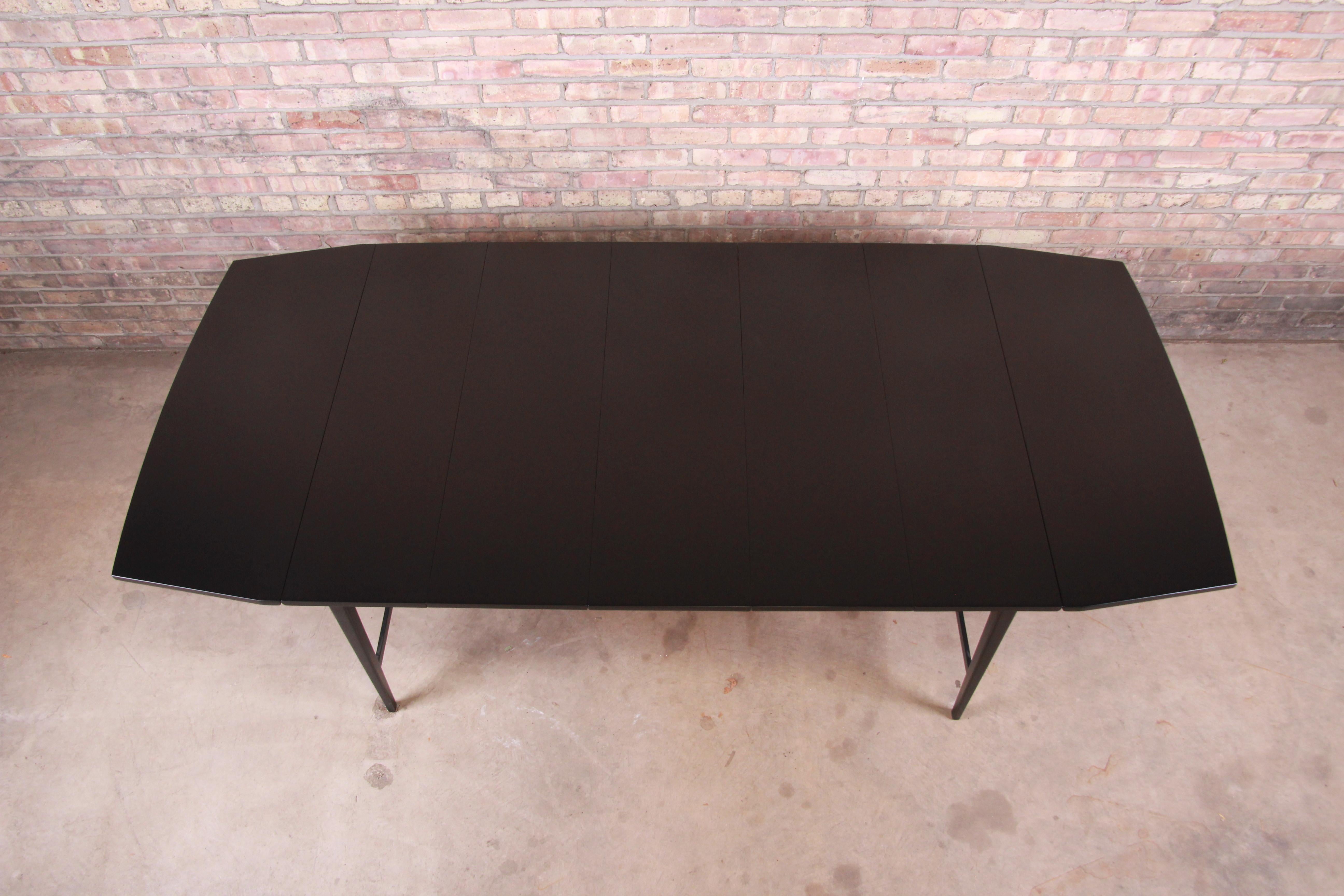 Paul McCobb Planner Group table de salle à manger moderne mi-siècle en laque noire:: années 1950 Bon état - En vente à South Bend, IN