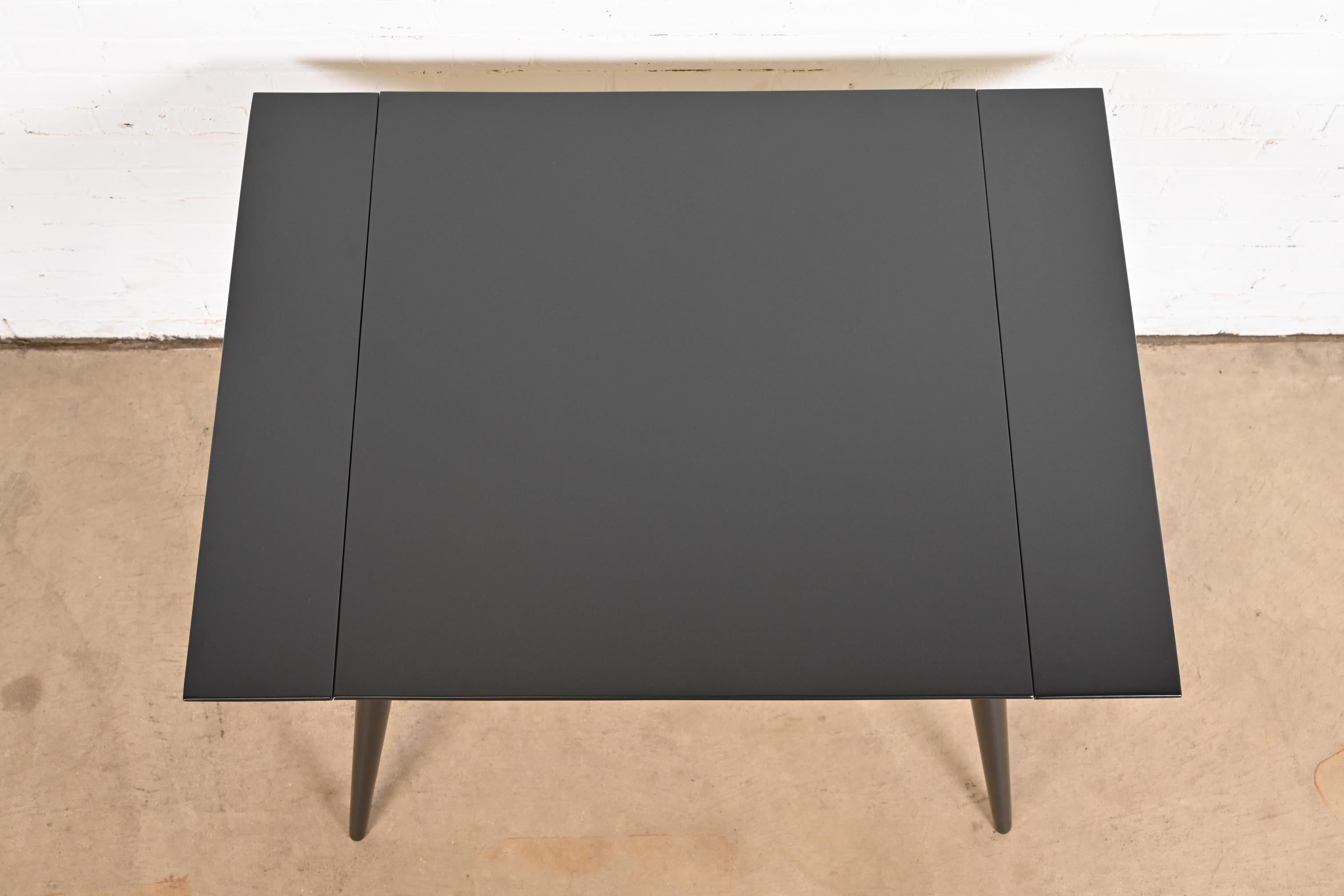 Paul McCobb Planner Group Mid-Century Modern Black Lacquered Dining Table For Sale 4