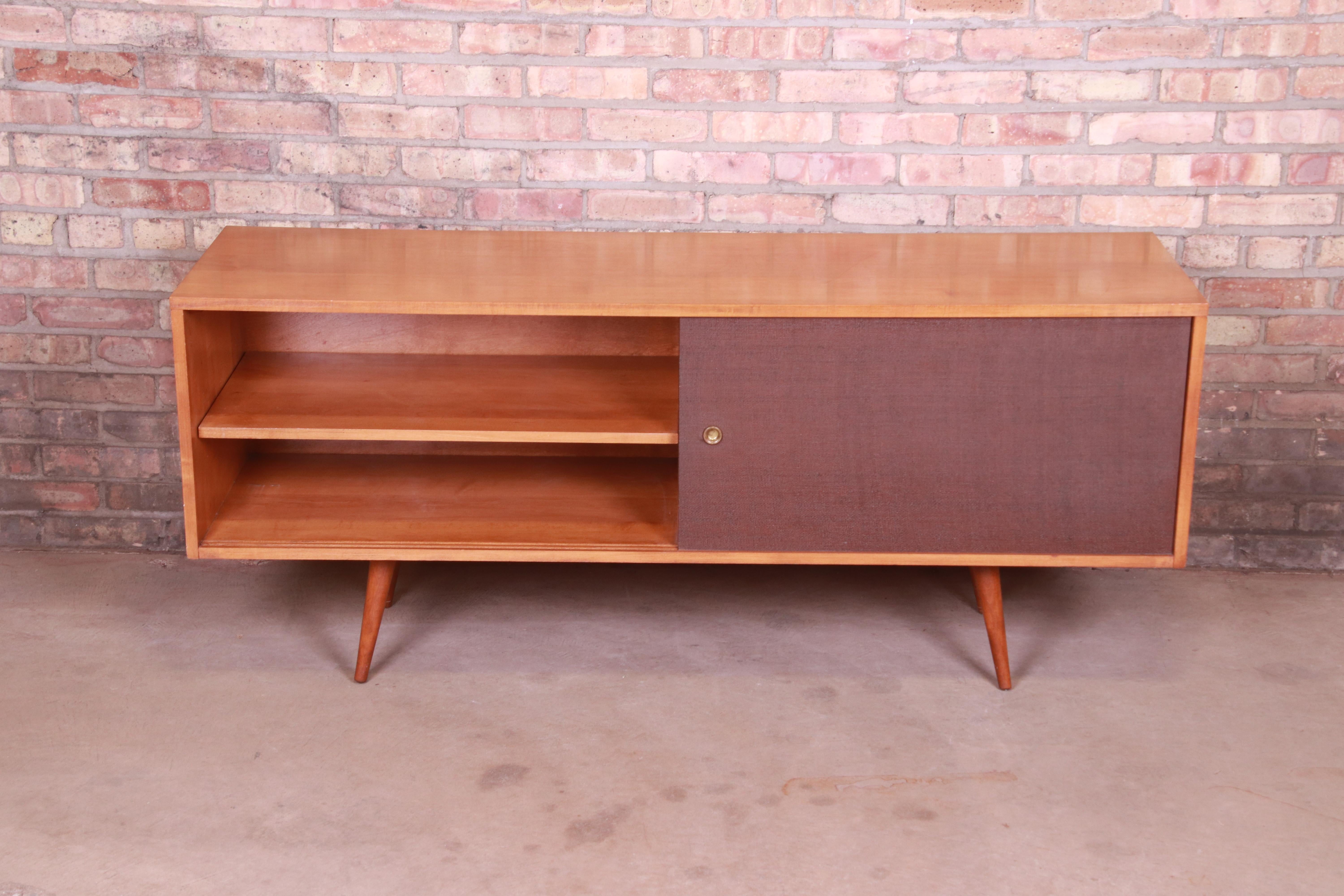 Paul McCobb Planner Group Mid-Century Modern Credenza or Record Cabinet, 1950s 3
