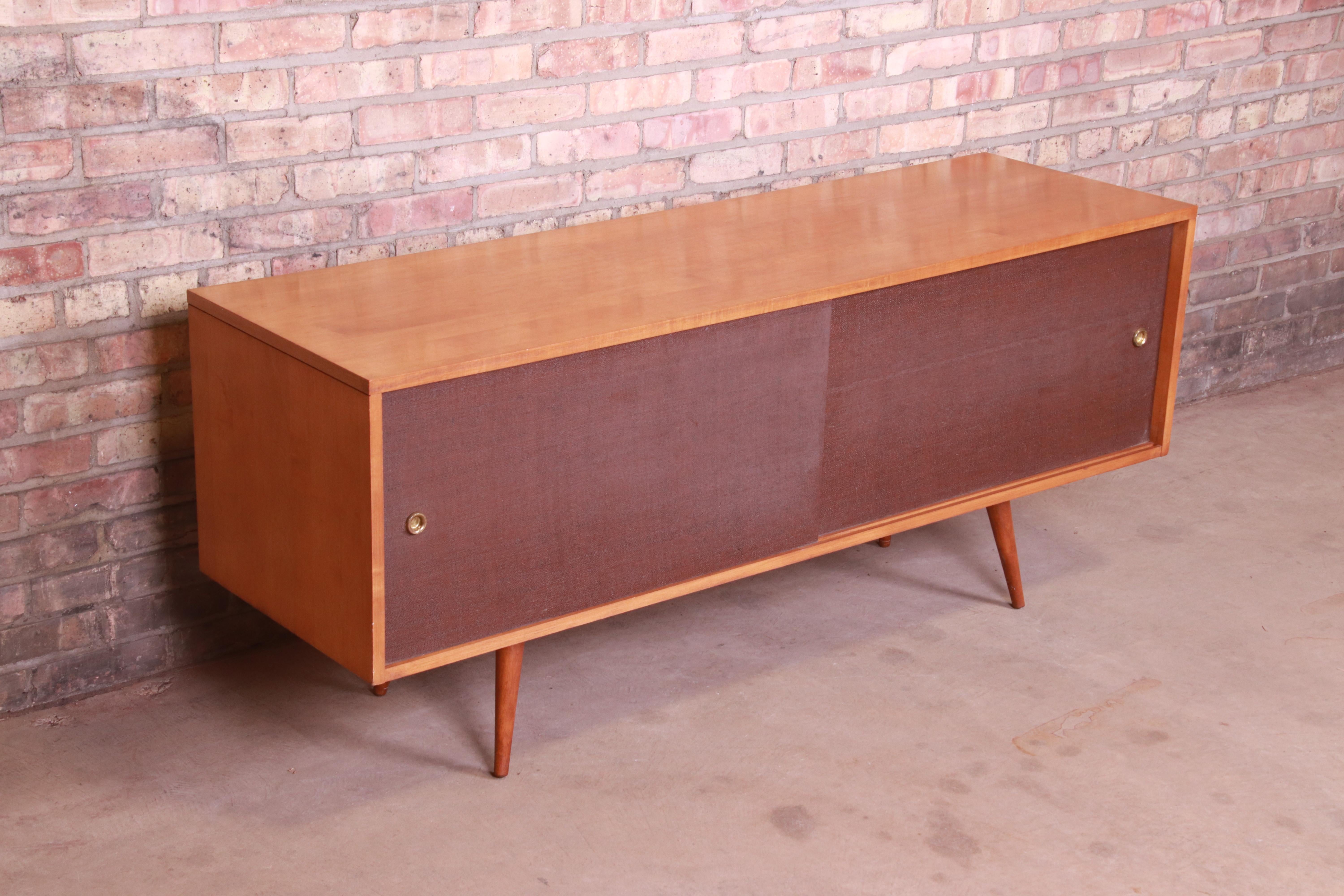American Paul McCobb Planner Group Mid-Century Modern Credenza or Record Cabinet, 1950s