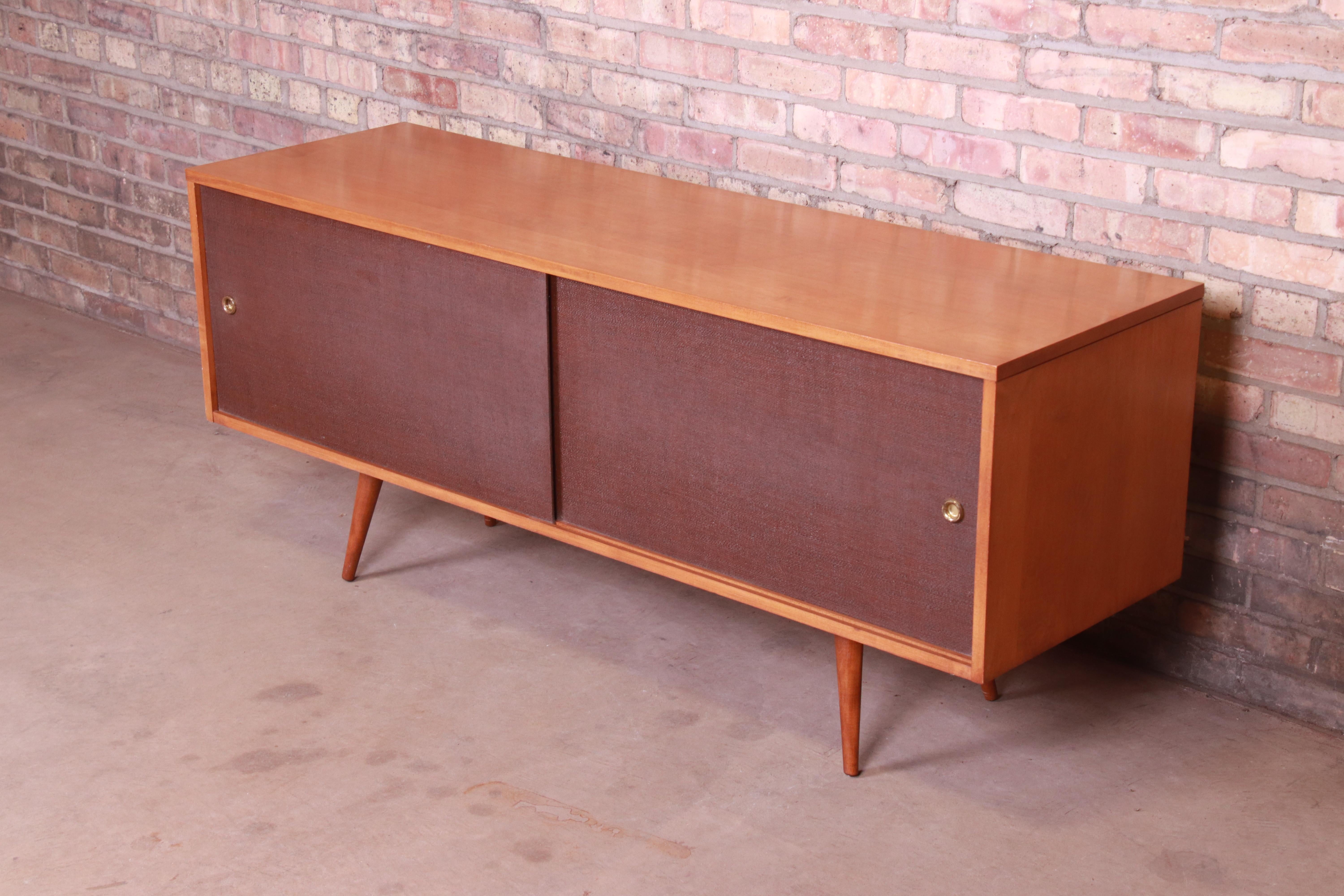 Paul McCobb Planner Group Mid-Century Modern Credenza or Record Cabinet, 1950s In Good Condition In South Bend, IN