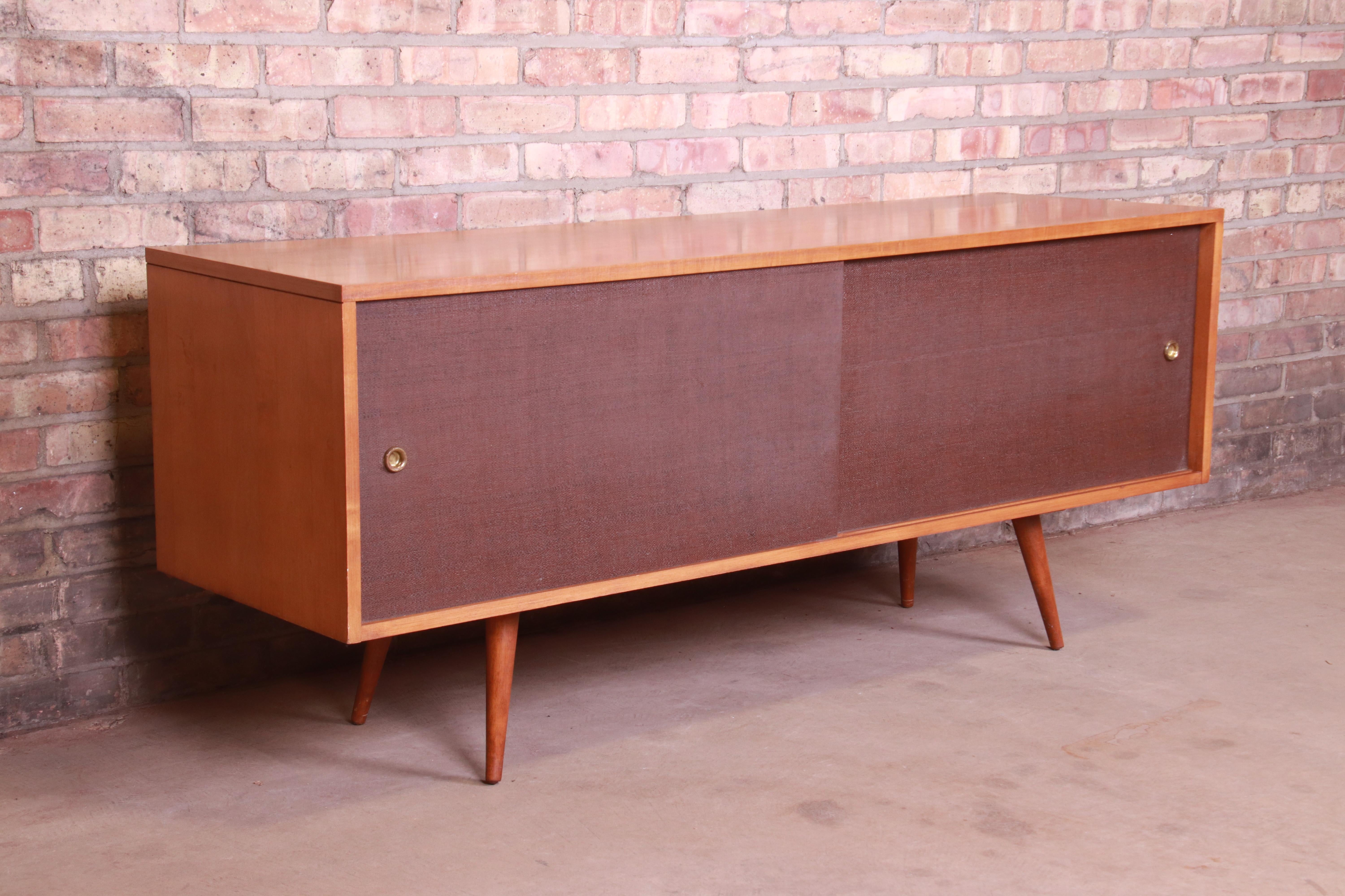 Mid-20th Century Paul McCobb Planner Group Mid-Century Modern Credenza or Record Cabinet, 1950s
