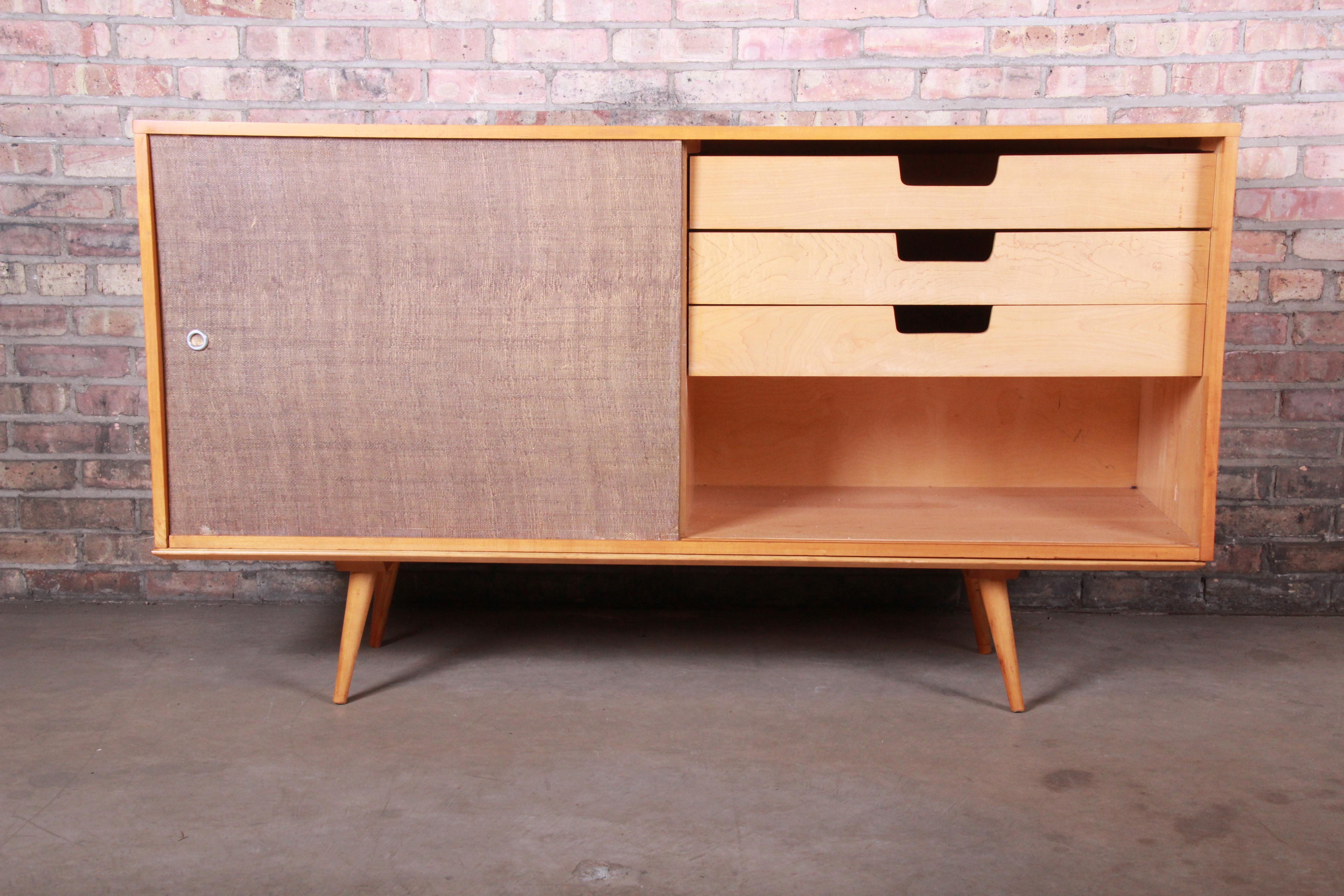 Paul McCobb Planner Group Mid-Century Modern Maple Sideboard Credenza, 1950s 5