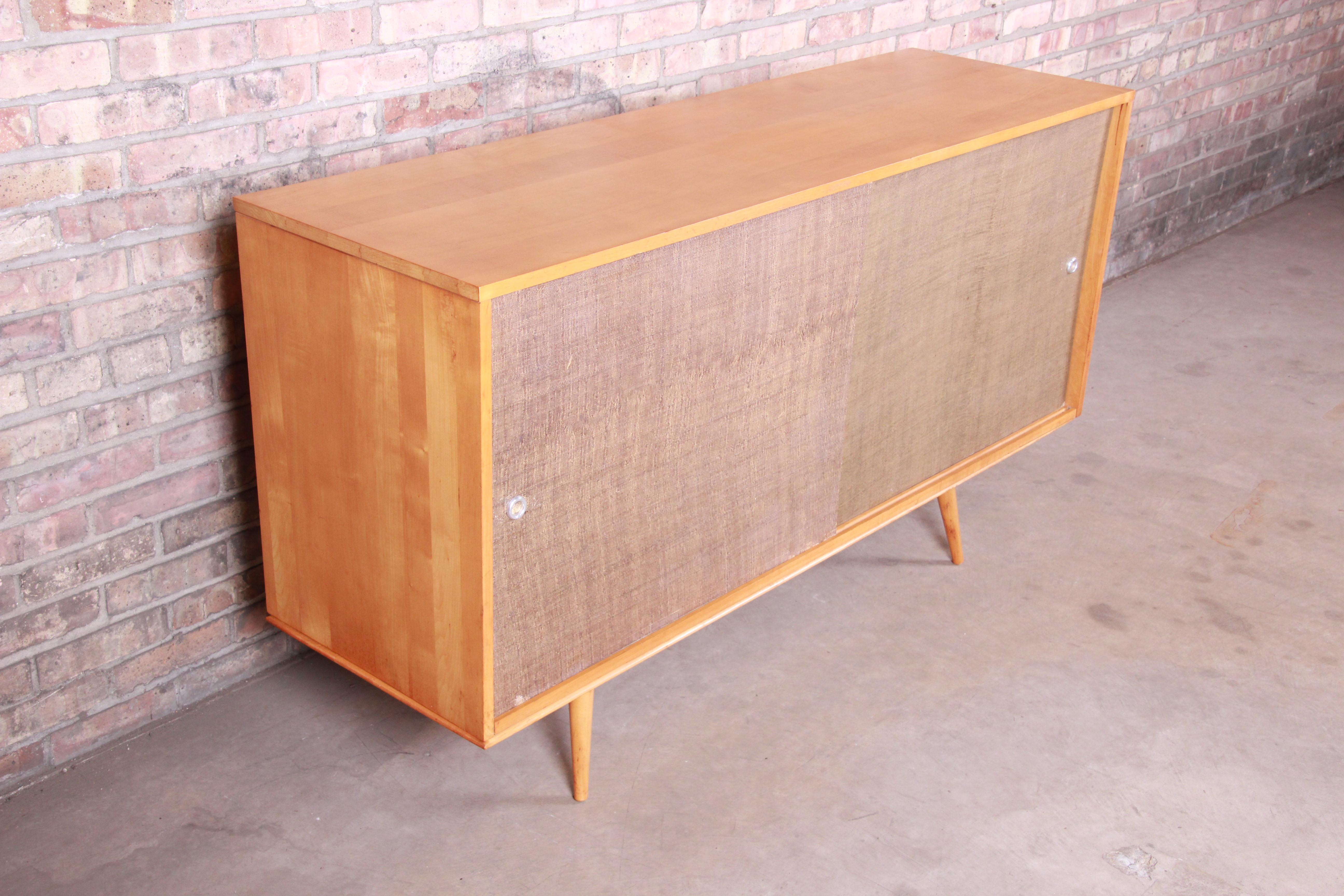 Mid-20th Century Paul McCobb Planner Group Mid-Century Modern Maple Sideboard Credenza, 1950s