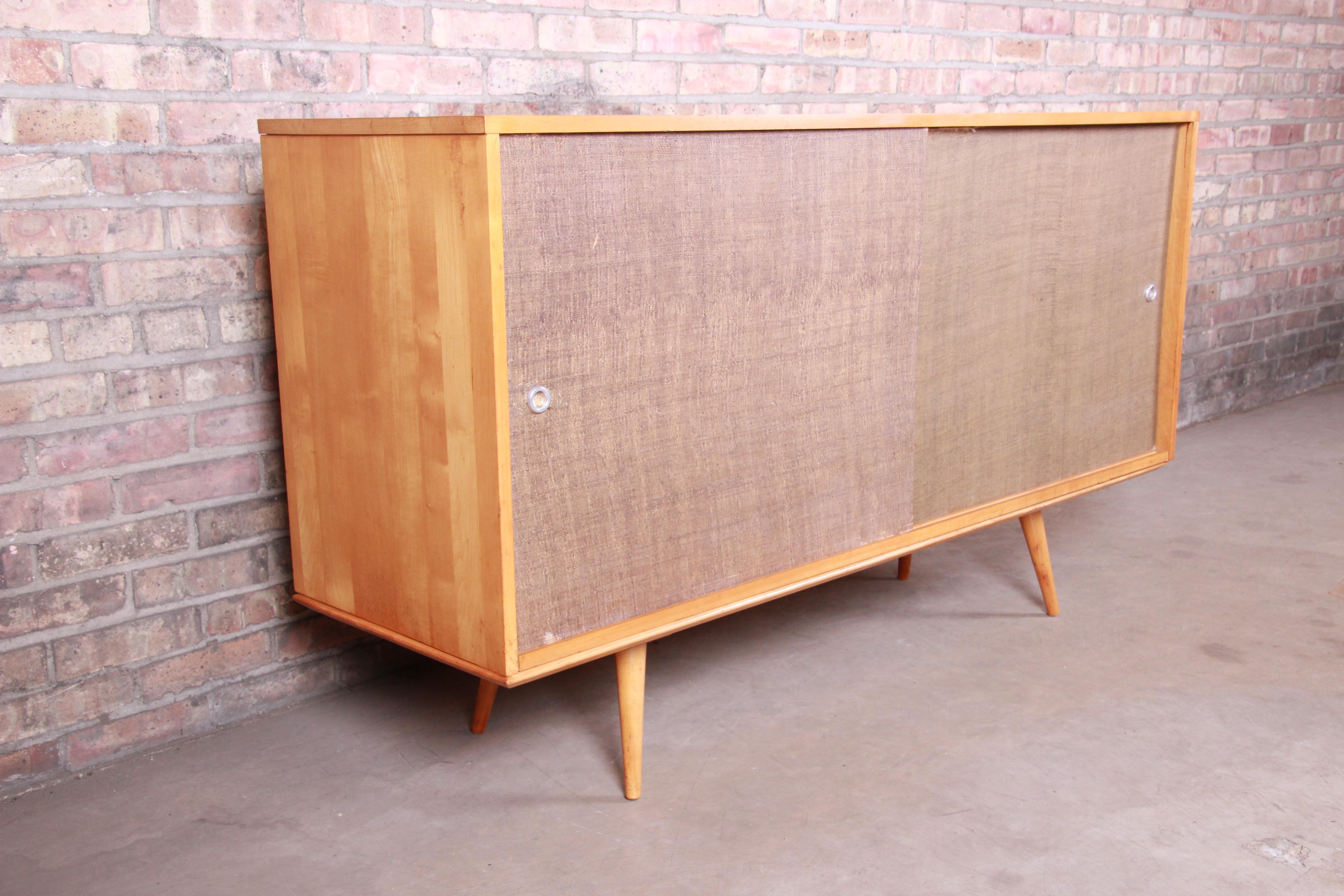 Grasscloth Paul McCobb Planner Group Mid-Century Modern Maple Sideboard Credenza, 1950s