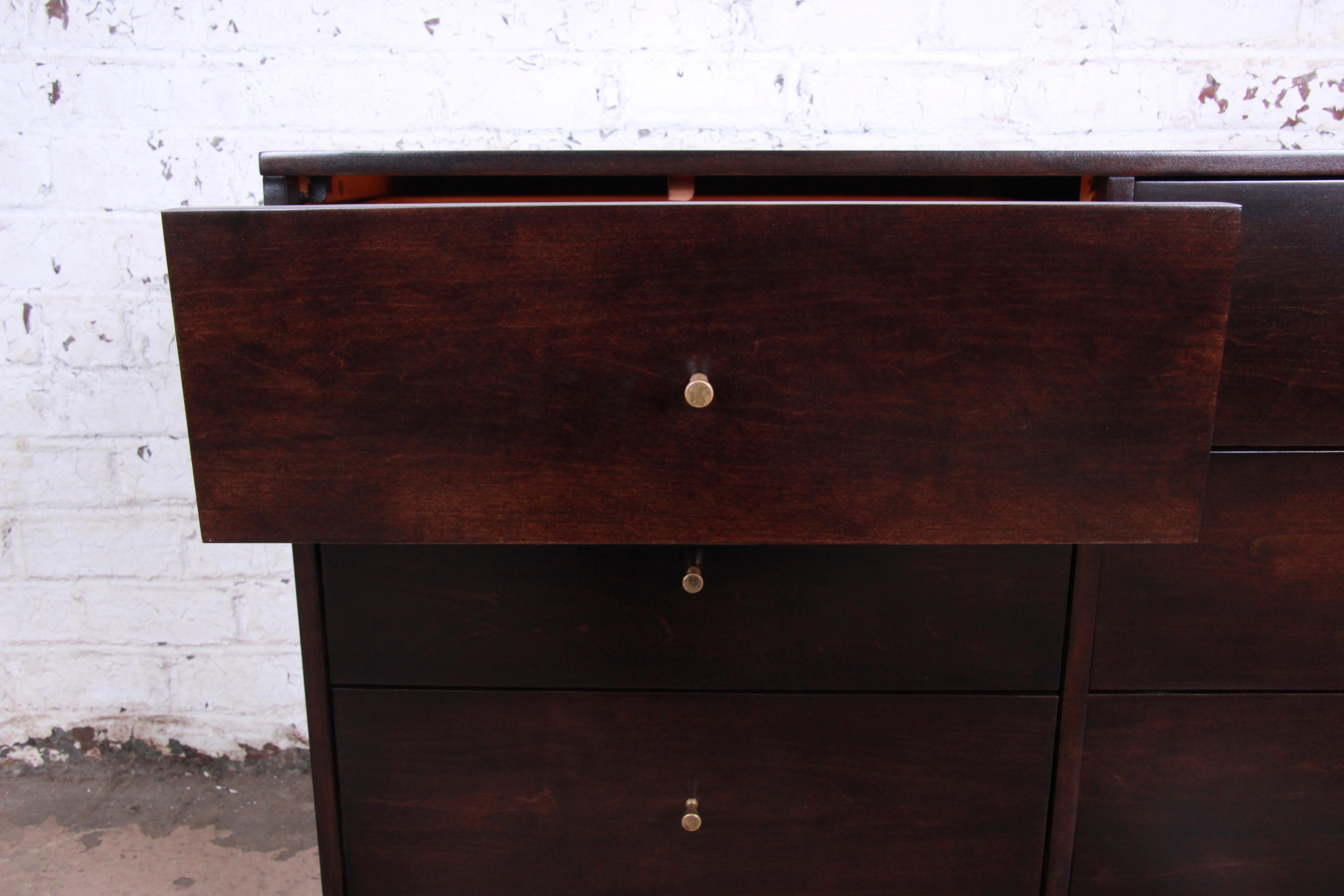 Mid-20th Century Paul McCobb Planner Group Mid-Century Modern Six-Drawer Dresser