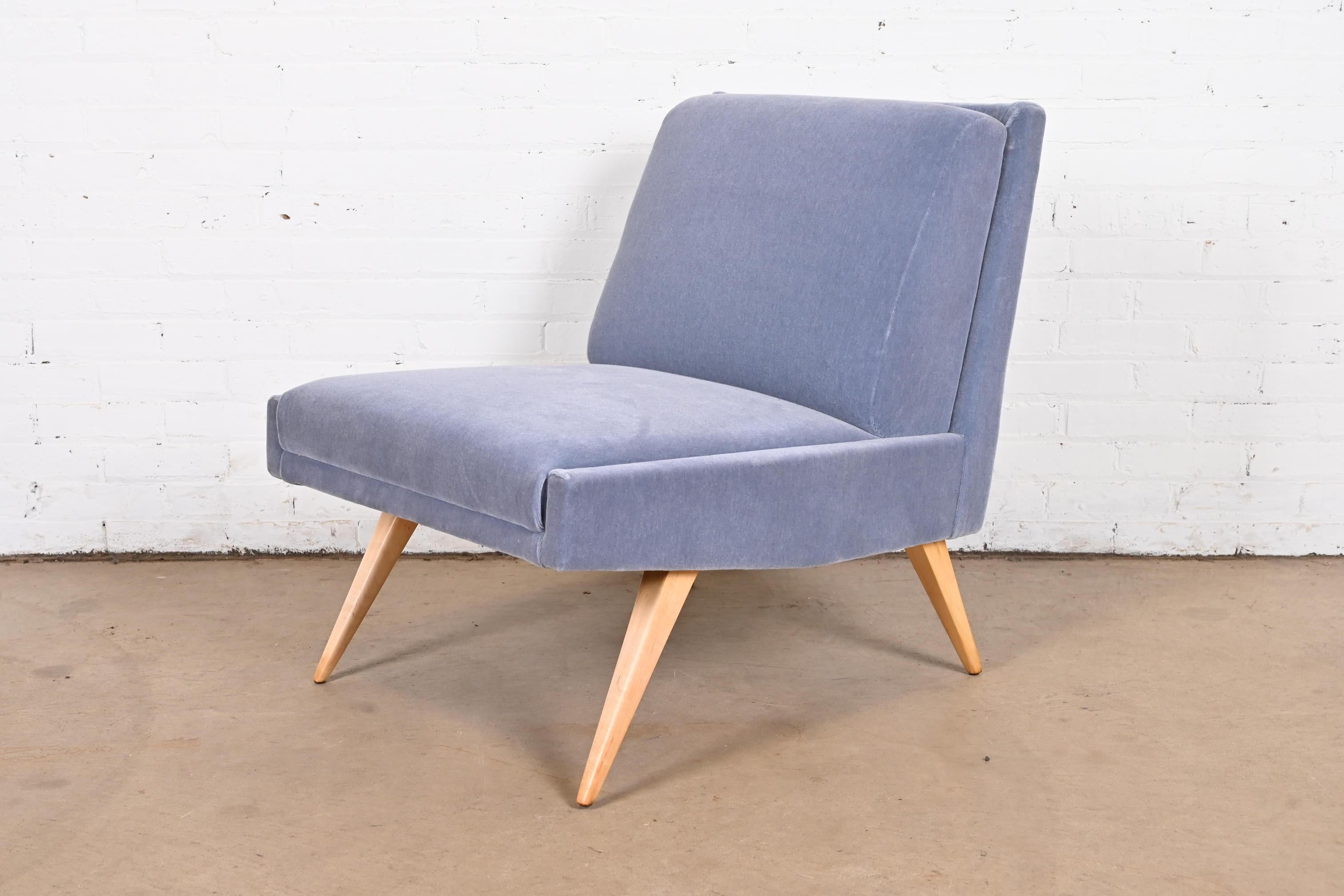 Paul McCobb Planner Group Mid-Century Modern Slipper Chair in Mohair Velvet 4