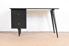 Paul McCobb Planner Group Mid-Century Modern Writing Desk, Newly Refinished