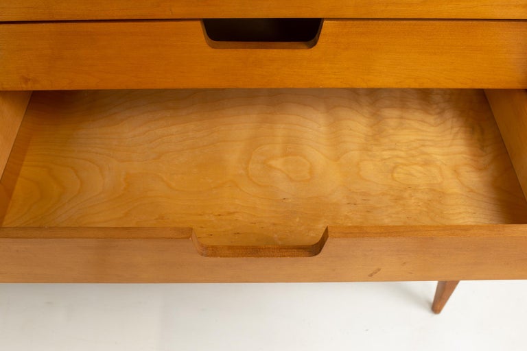 Paul McCobb Planner Group Mid Century Sliding Door Credenza at 1stDibs
