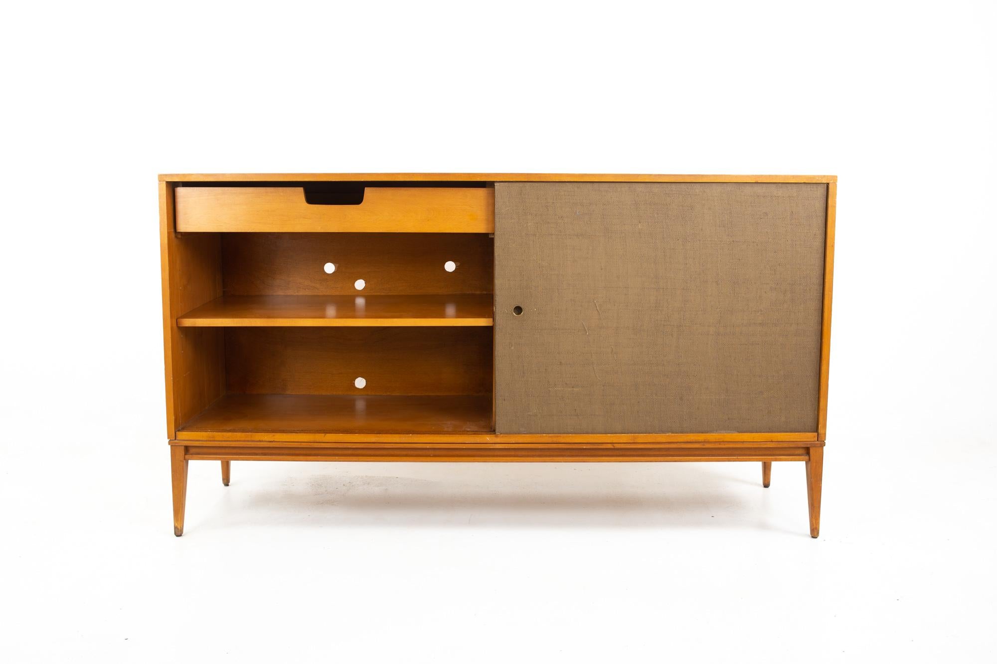 Paul McCobb Planner Group Mid Century Sliding Door Credenza 1