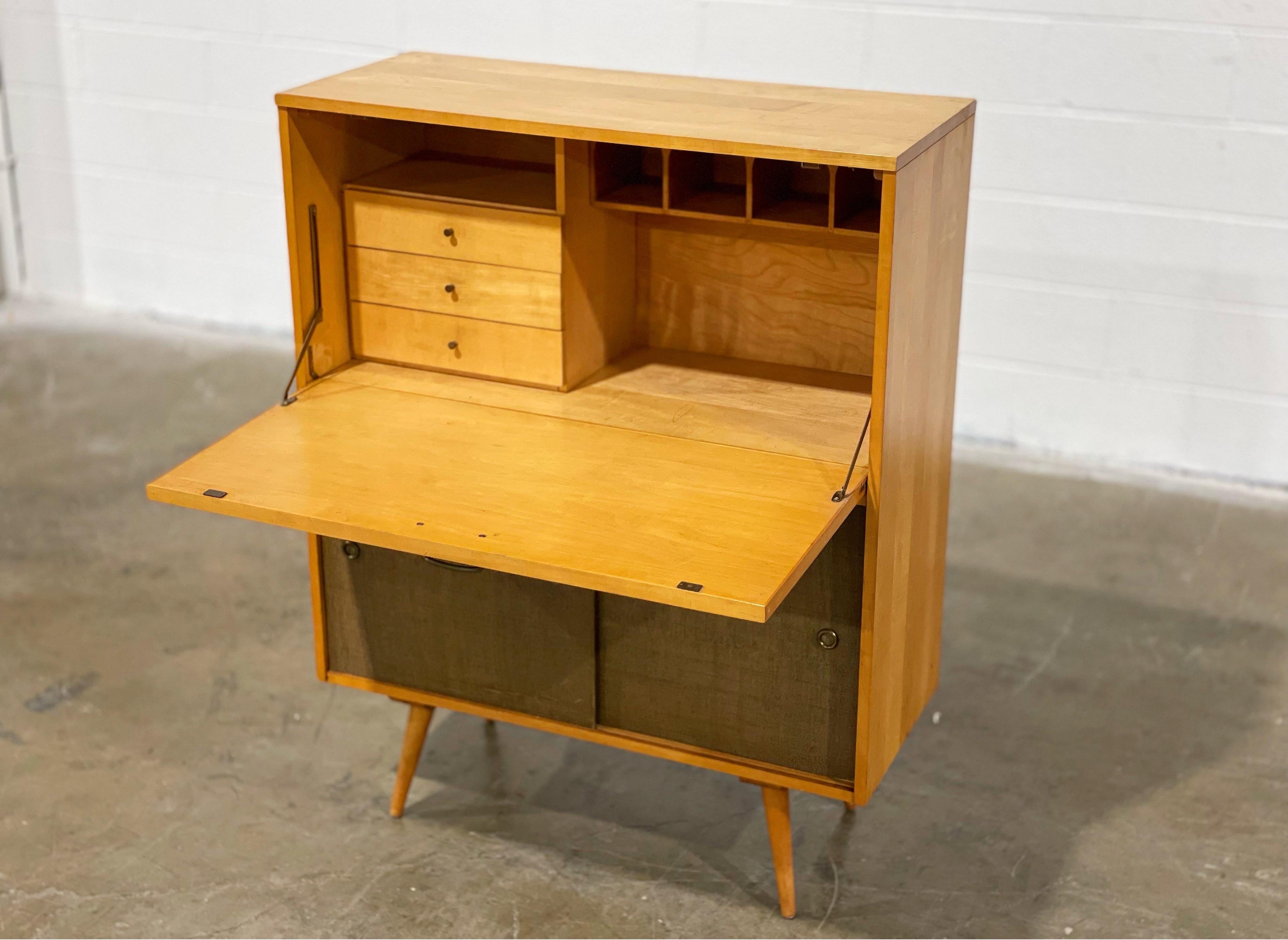 American Paul McCobb Planner Group Midcentury Modern Secretary Desk with Grasscloth Doors
