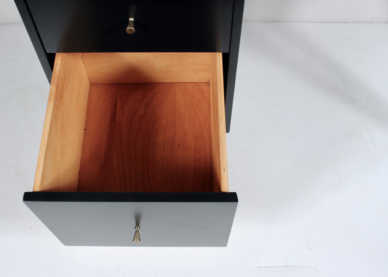 Paul McCobb Planner Group Model 1560 Black Double Drawer Desk, 1950's 6