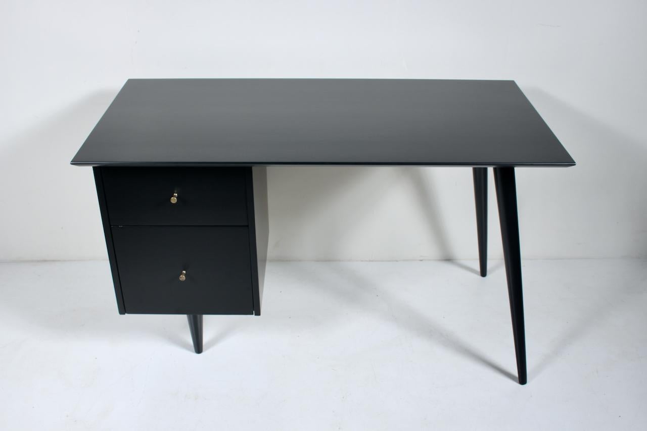 Mid-Century Modern Paul McCobb Planner Group Model 1560 Black Double Drawer Desk, 1950's For Sale