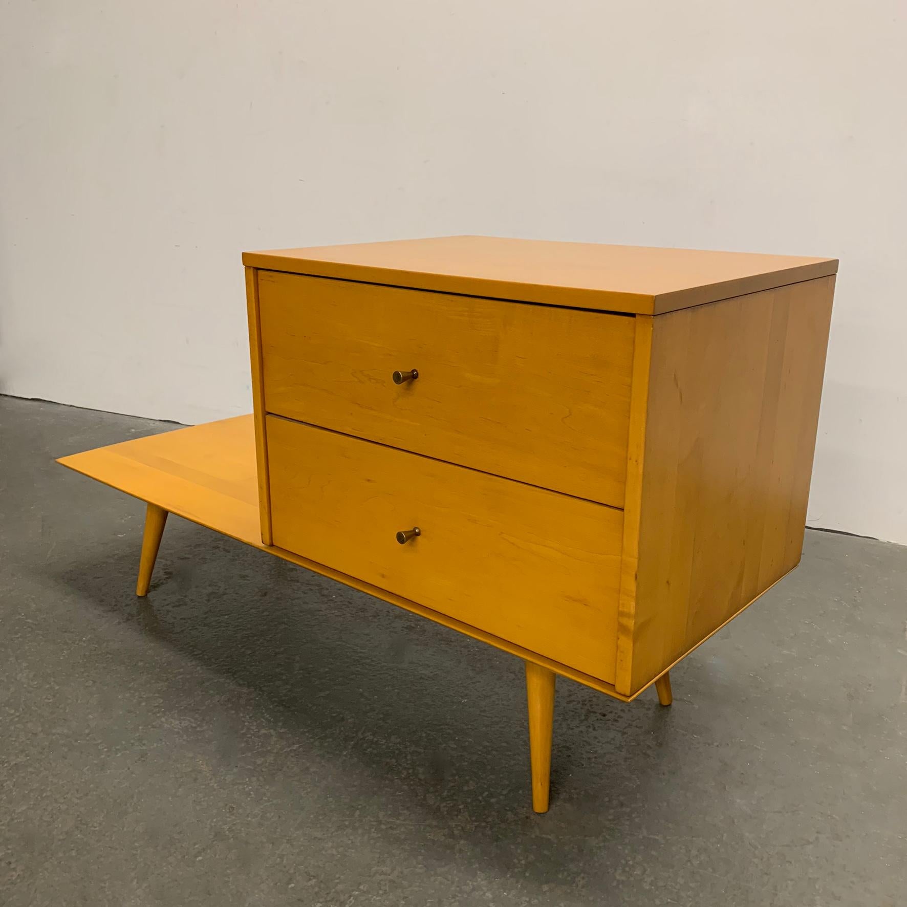bench dressers