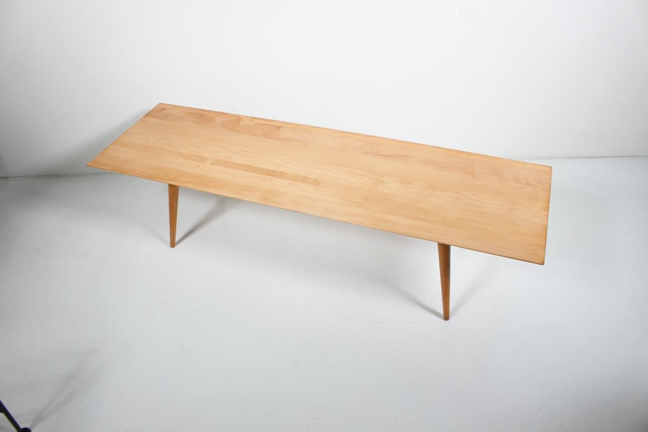 Mid-Century Modern Paul McCobb Planner Group Natural Finish Maple Bench, Coffee Table, 1950's For Sale