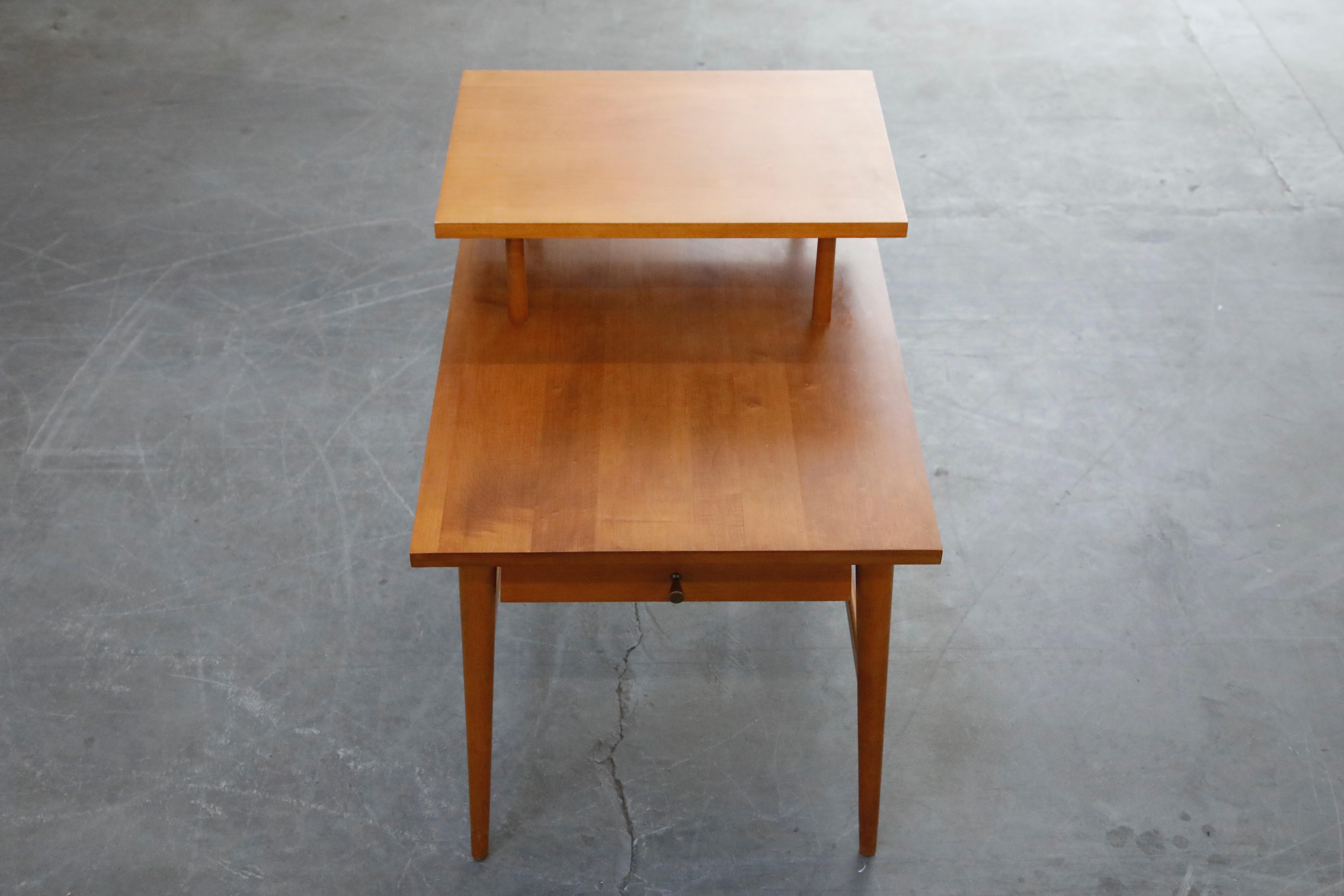 Mid-Century Modern Paul McCobb Planner Group Side Table or Nightstand for Winchedon, circa 1950
